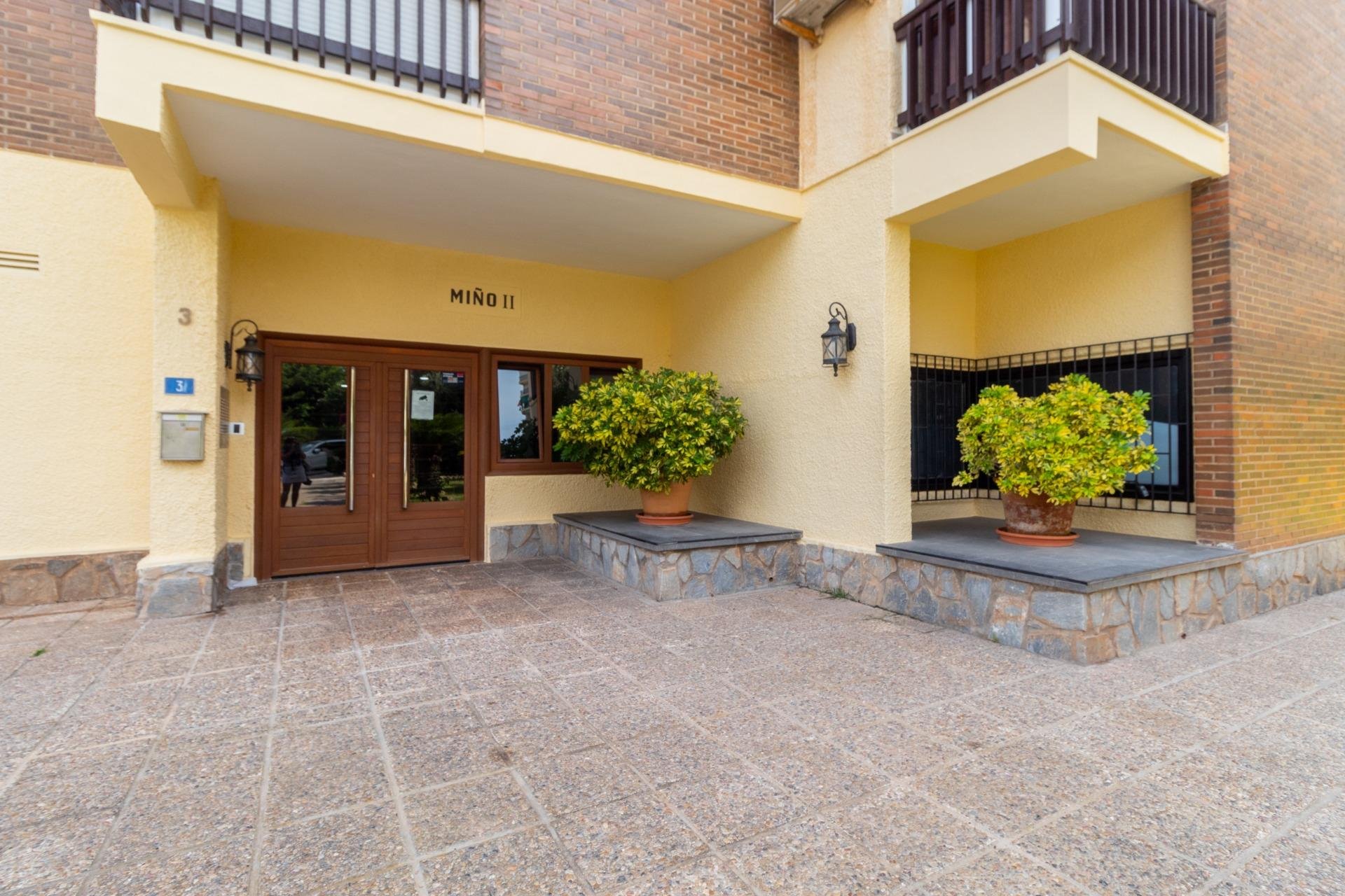 Återförsäljning - Apartment -
Orihuela Costa - Campoamor