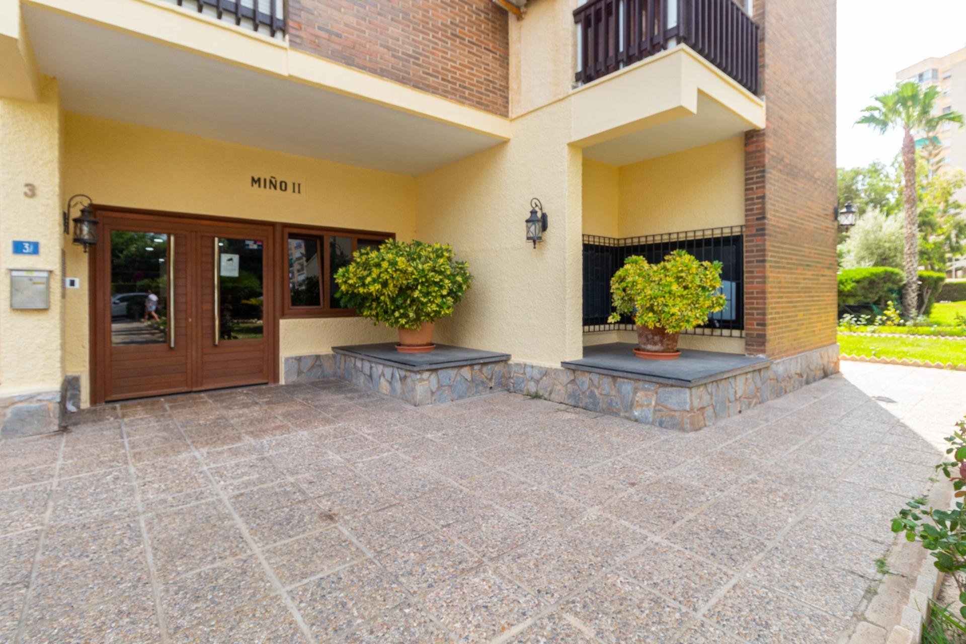 Återförsäljning - Apartment -
Orihuela Costa - Campoamor
