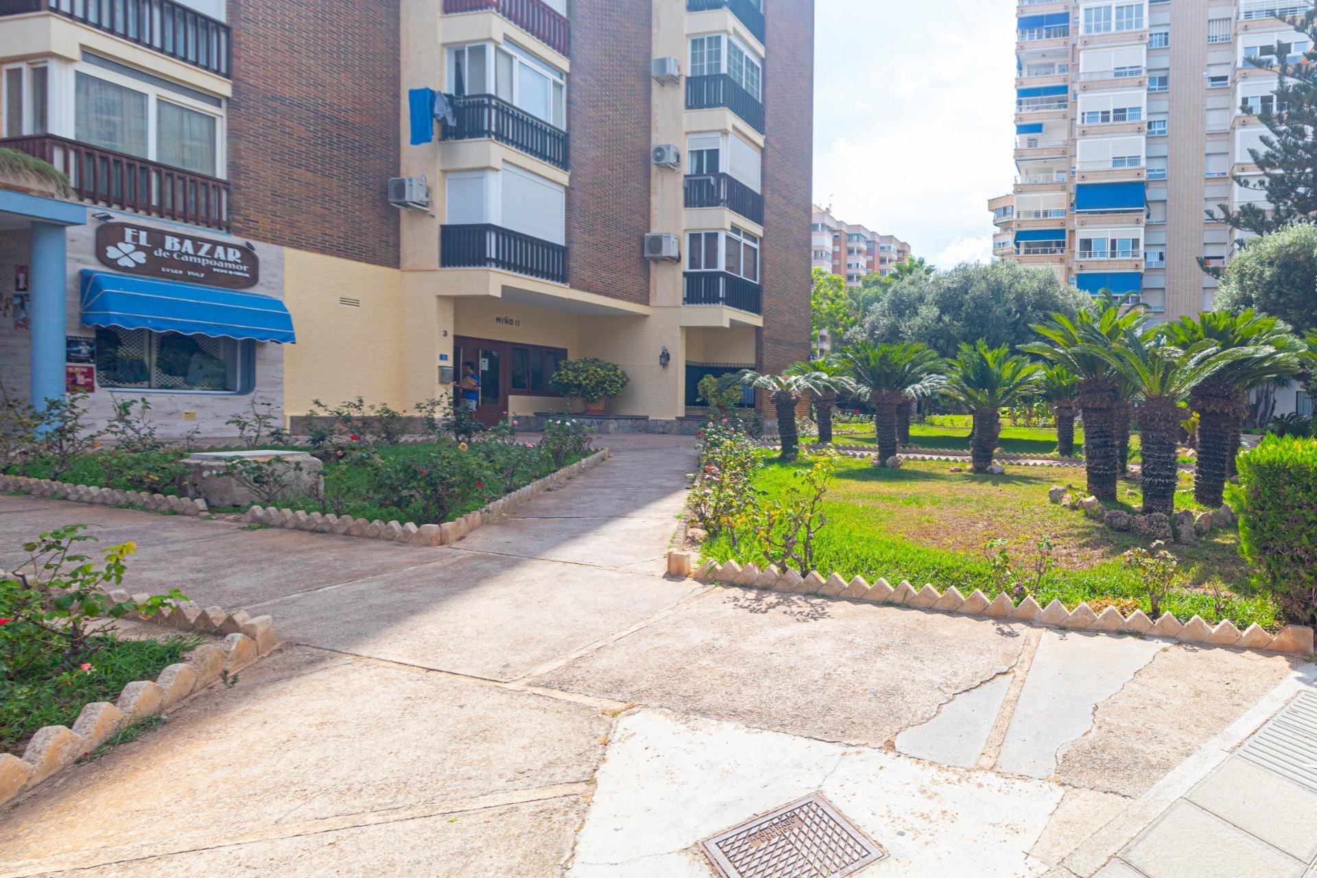 Återförsäljning - Apartment -
Orihuela Costa - Campoamor