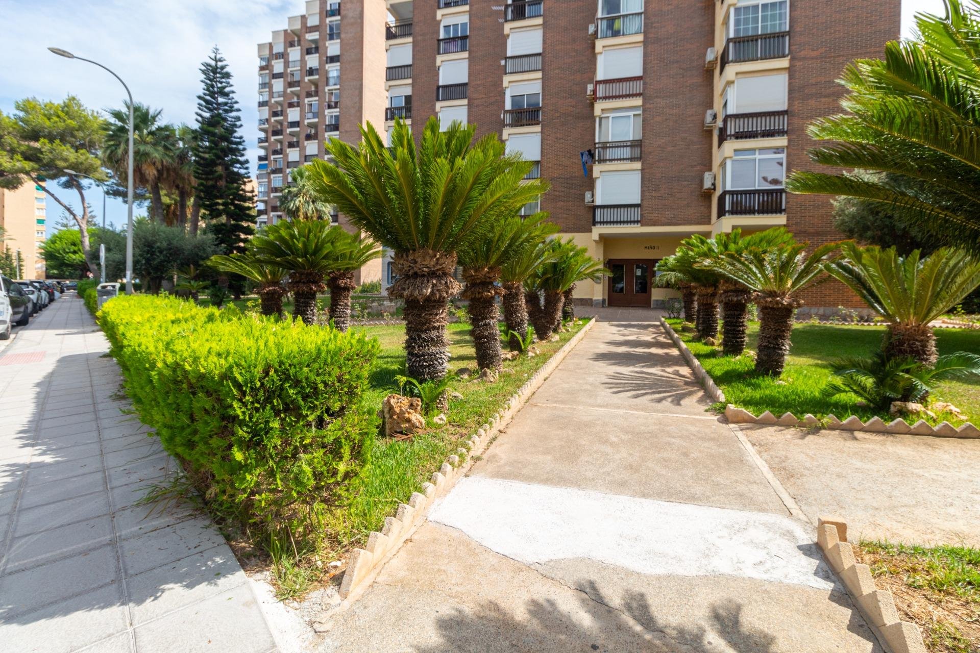 Återförsäljning - Apartment -
Orihuela Costa - Campoamor