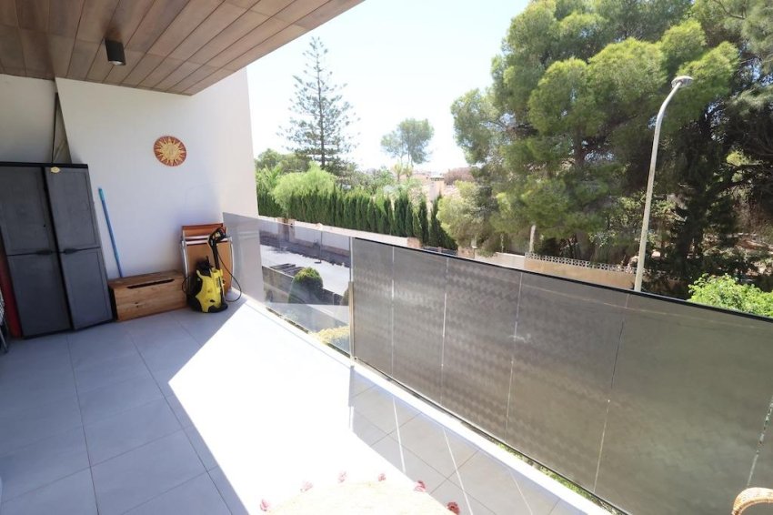 Återförsäljning - Apartment -
Orihuela Costa - Campoamor
