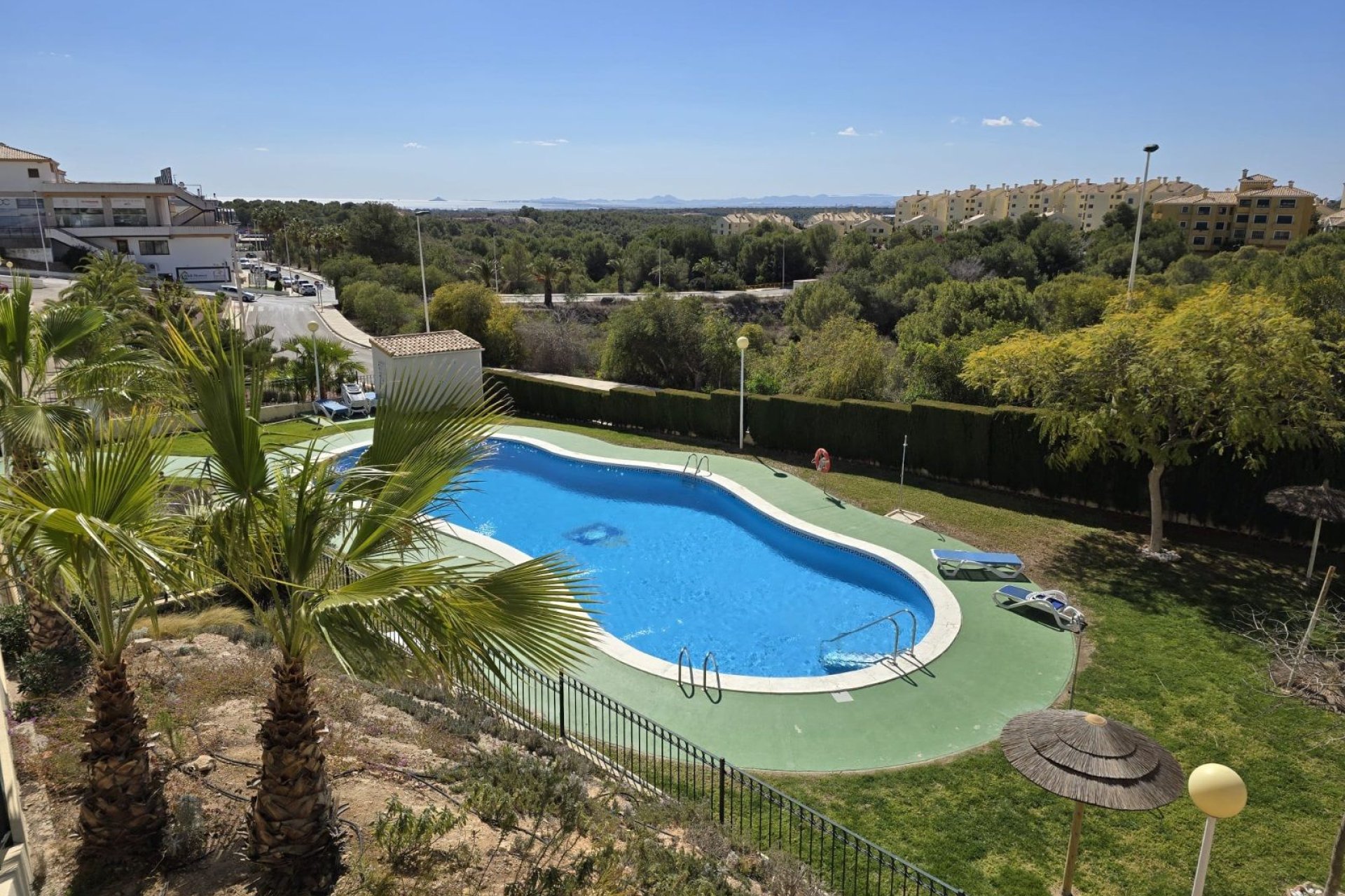 Återförsäljning - Apartment -
Orihuela Costa - Campoamor