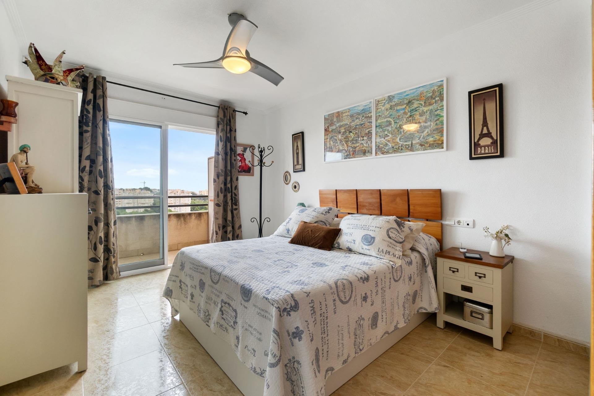 Återförsäljning - Apartment -
Orihuela Costa - Campoamor