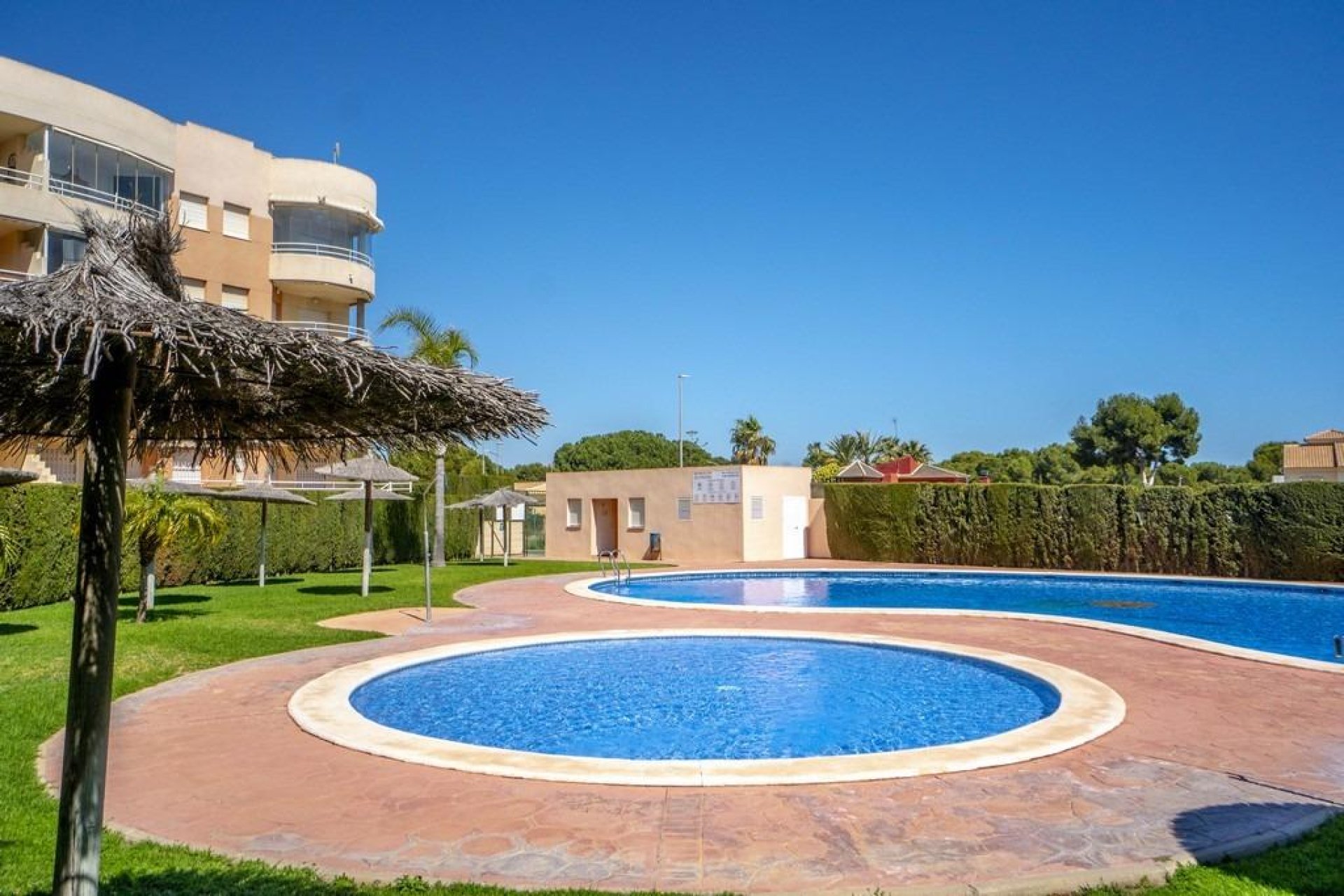 Återförsäljning - Apartment -
Orihuela Costa - Campoamor