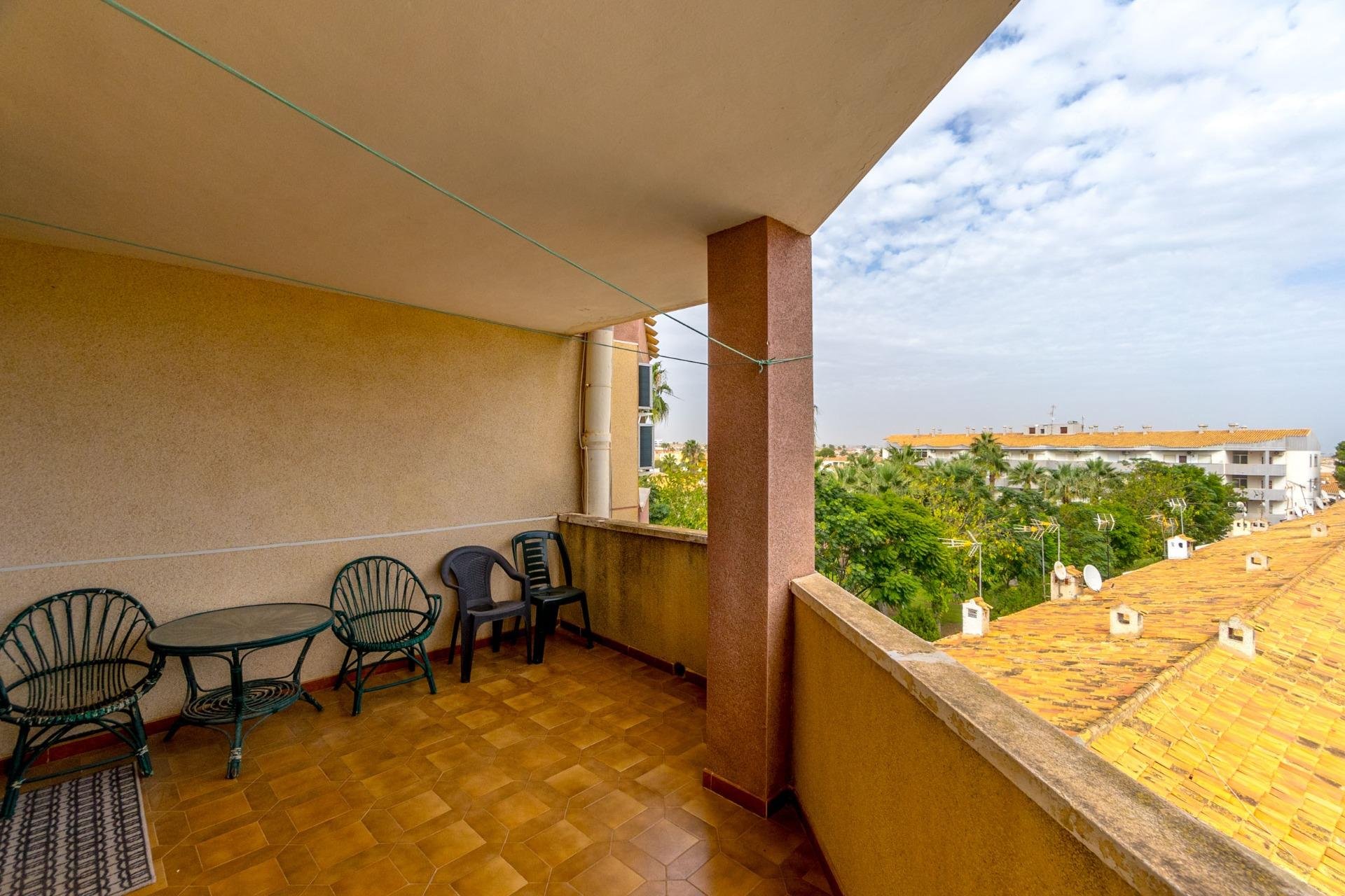 Återförsäljning - Apartment -
Orihuela Costa - Campoamor