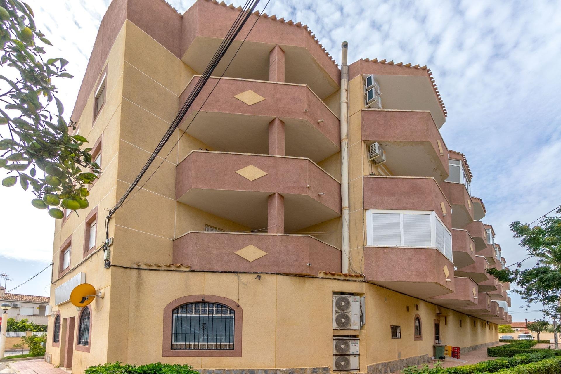 Återförsäljning - Apartment -
Orihuela Costa - Campoamor