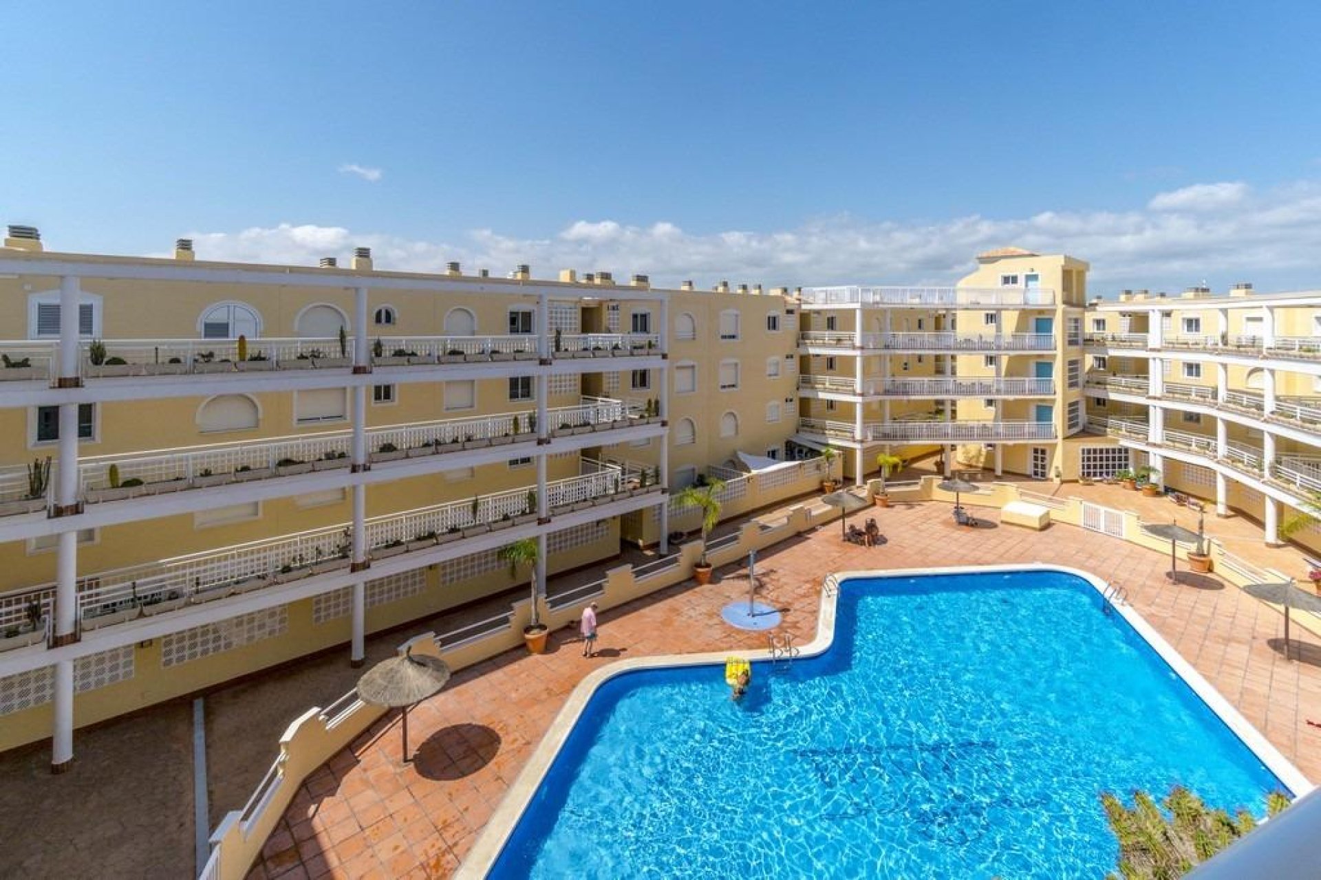 Återförsäljning - Apartment -
Orihuela Costa - Campoamor