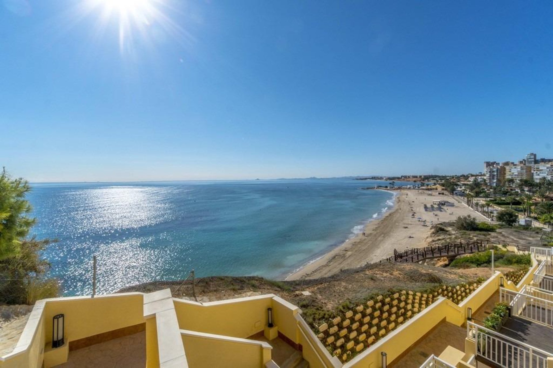 Återförsäljning - Apartment -
Orihuela Costa - Campoamor