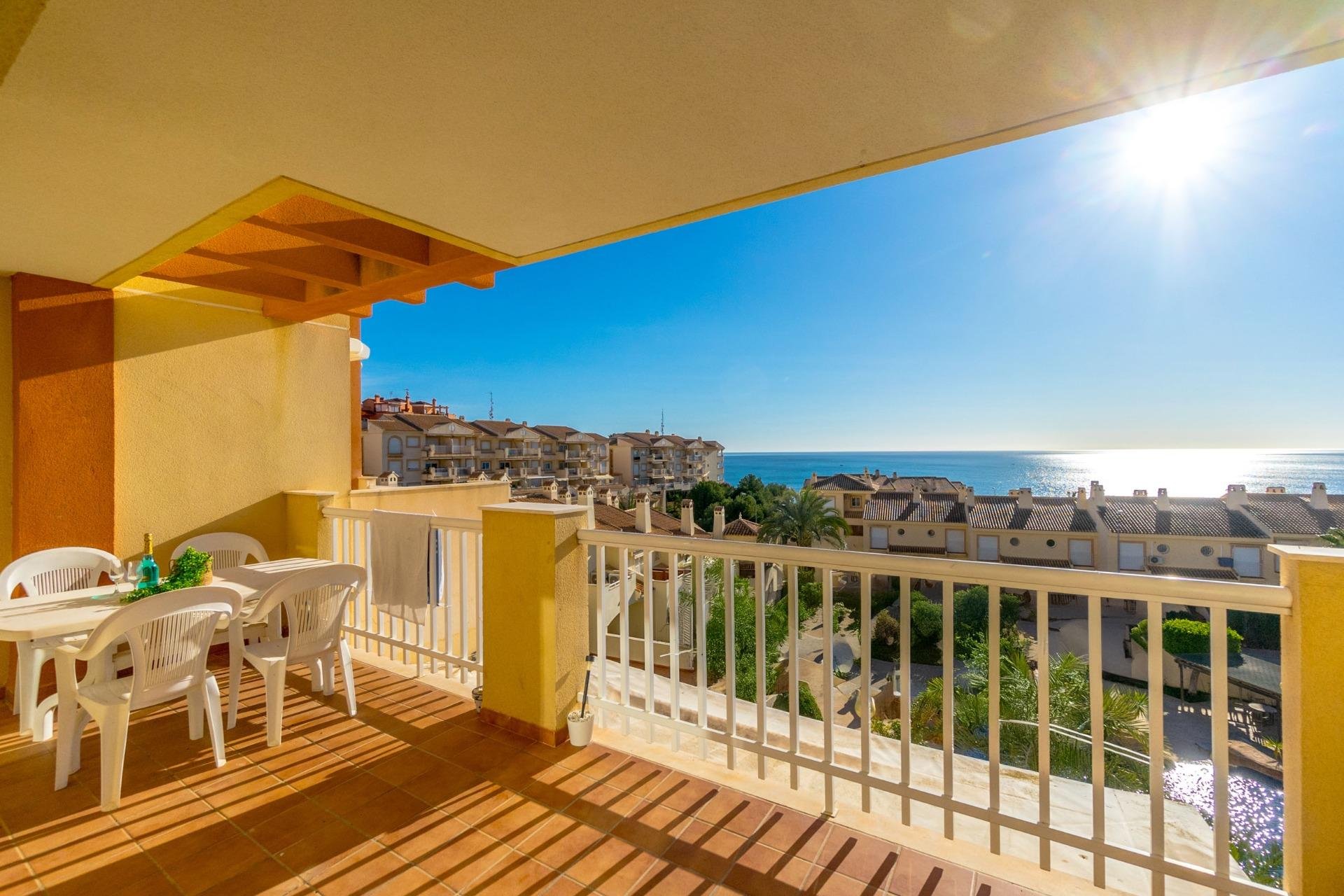 Återförsäljning - Apartment -
Orihuela Costa - Campoamor