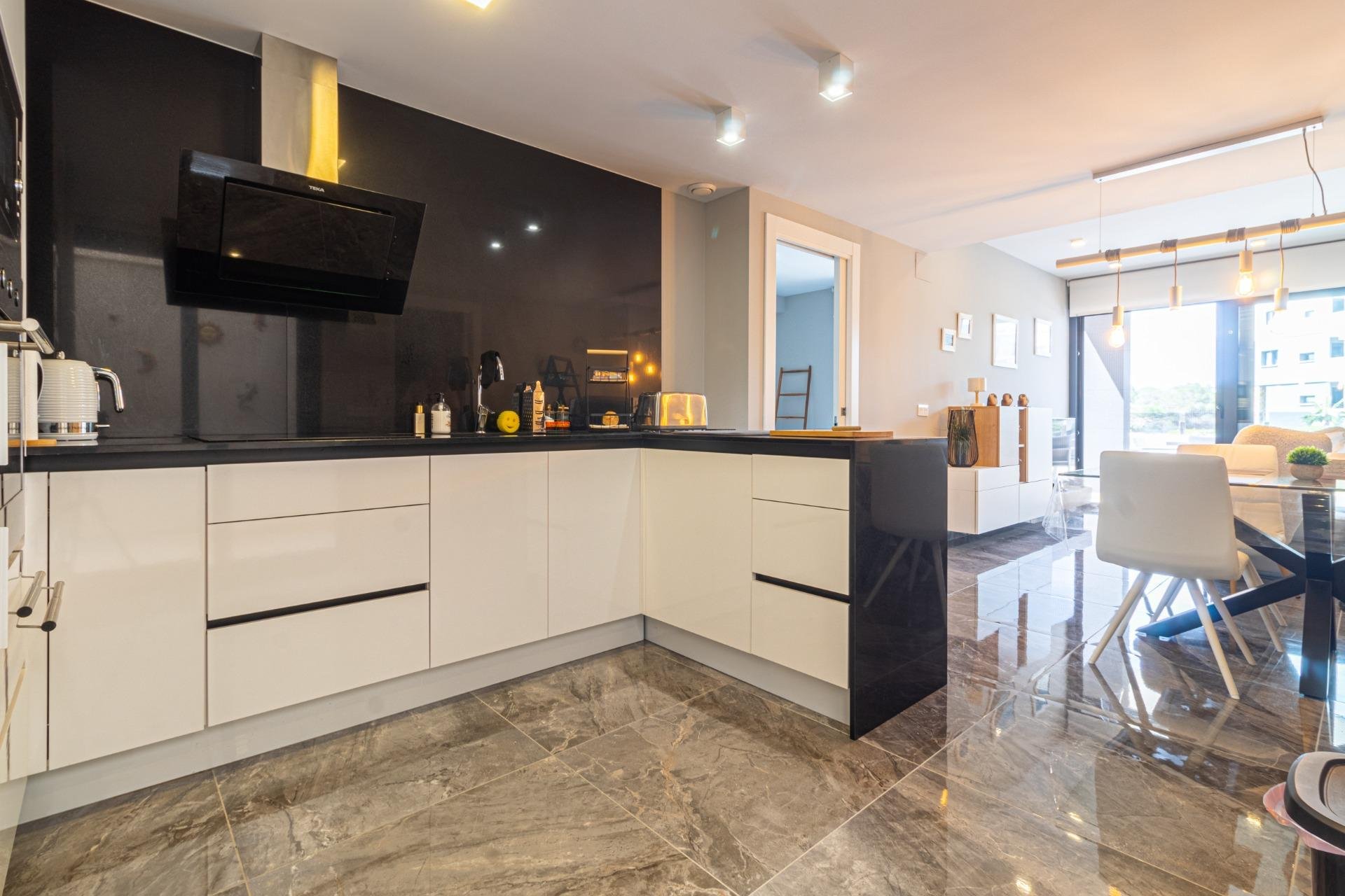 Återförsäljning - Apartment -
Orihuela Costa - La Florida