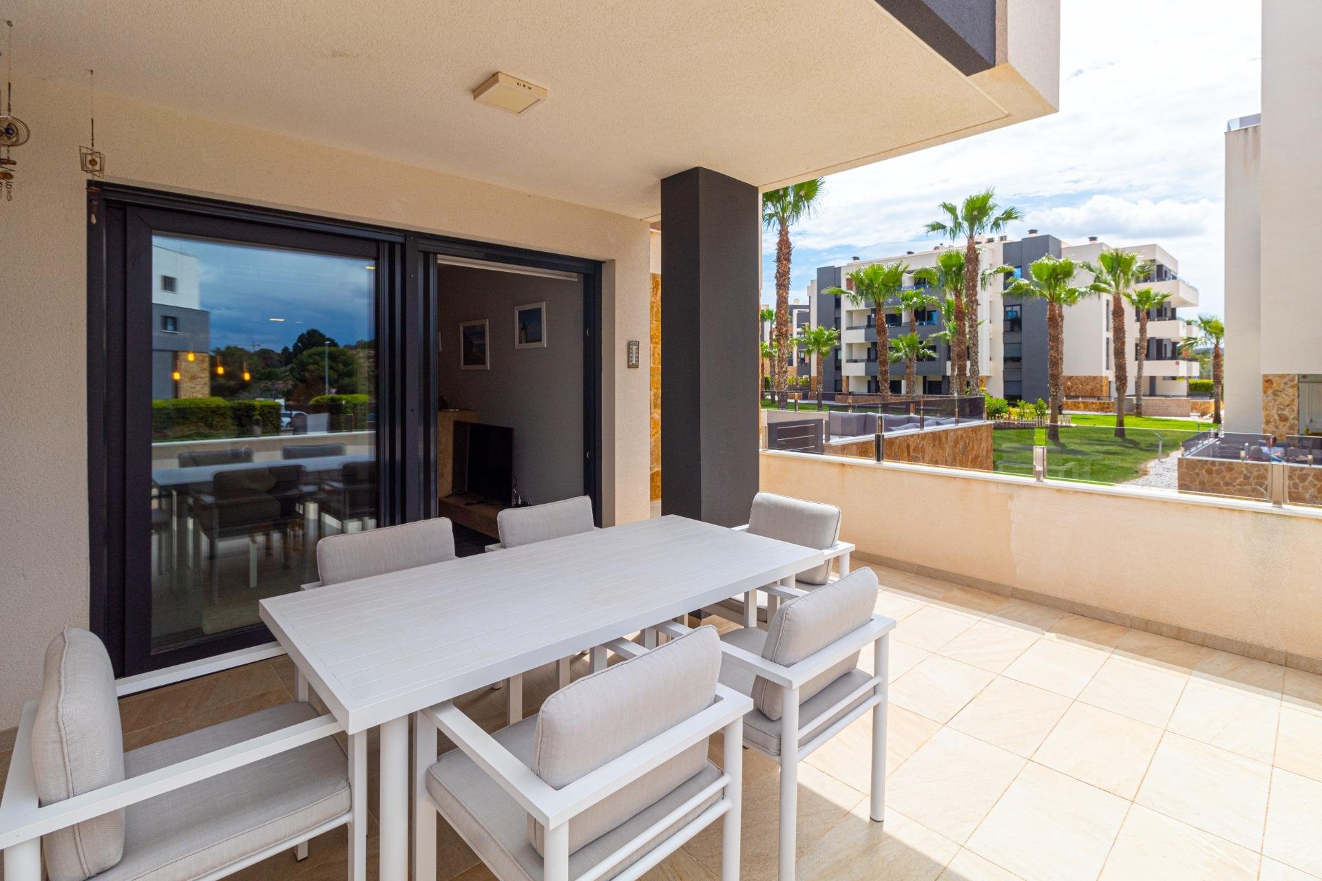 Återförsäljning - Apartment -
Orihuela Costa - La Florida