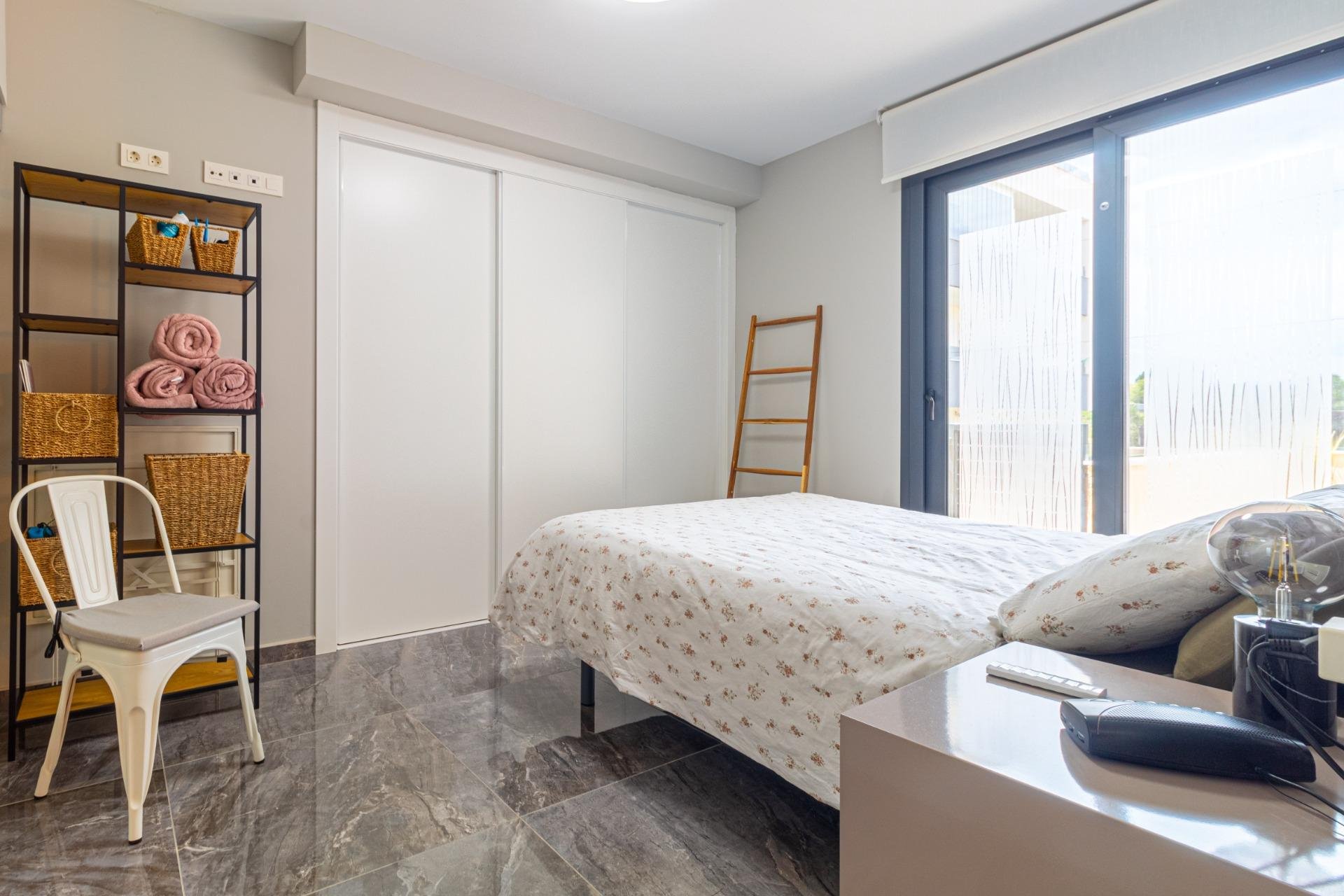 Återförsäljning - Apartment -
Orihuela Costa - La Florida