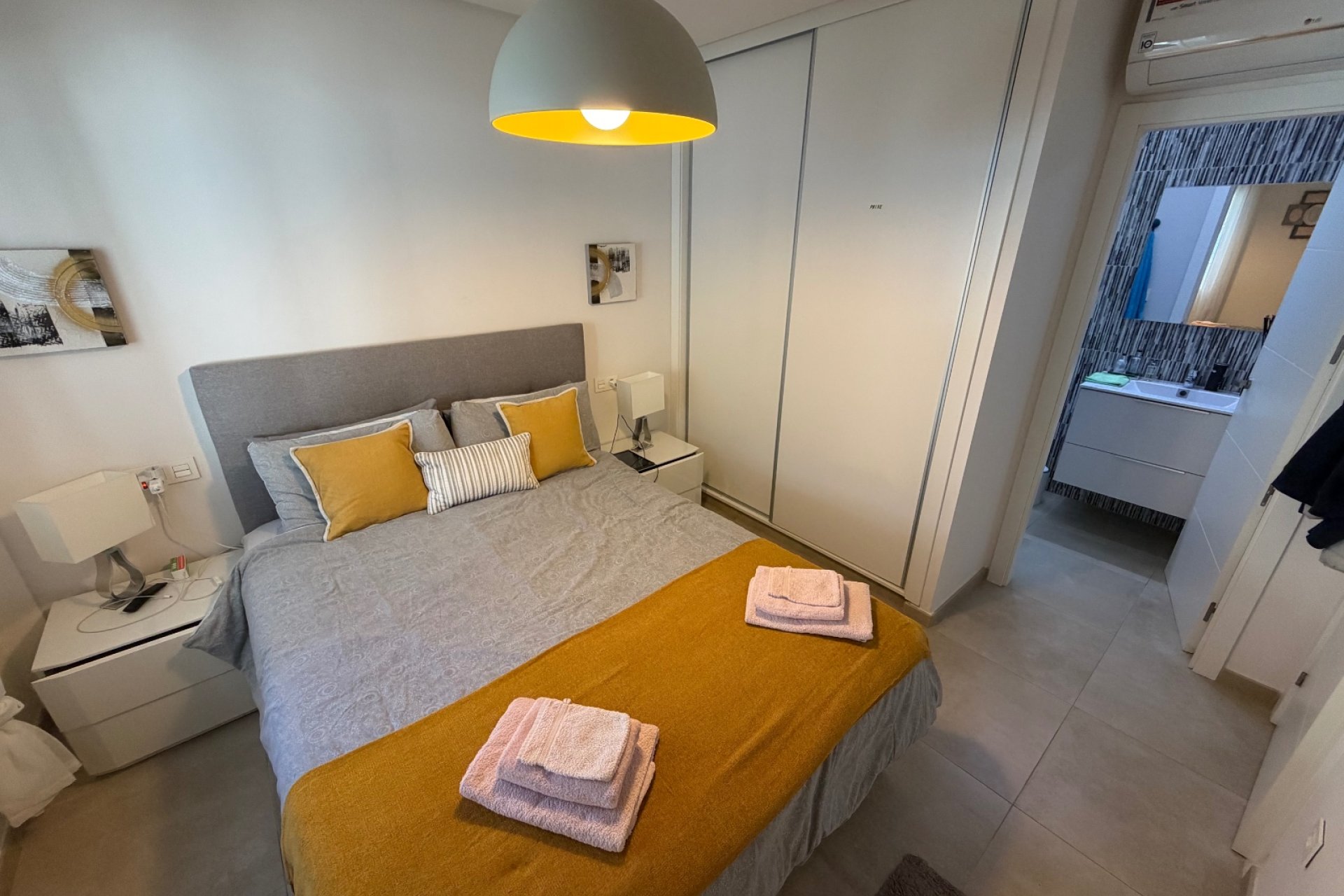 Återförsäljning - Apartment -
Orihuela Costa - La Florida