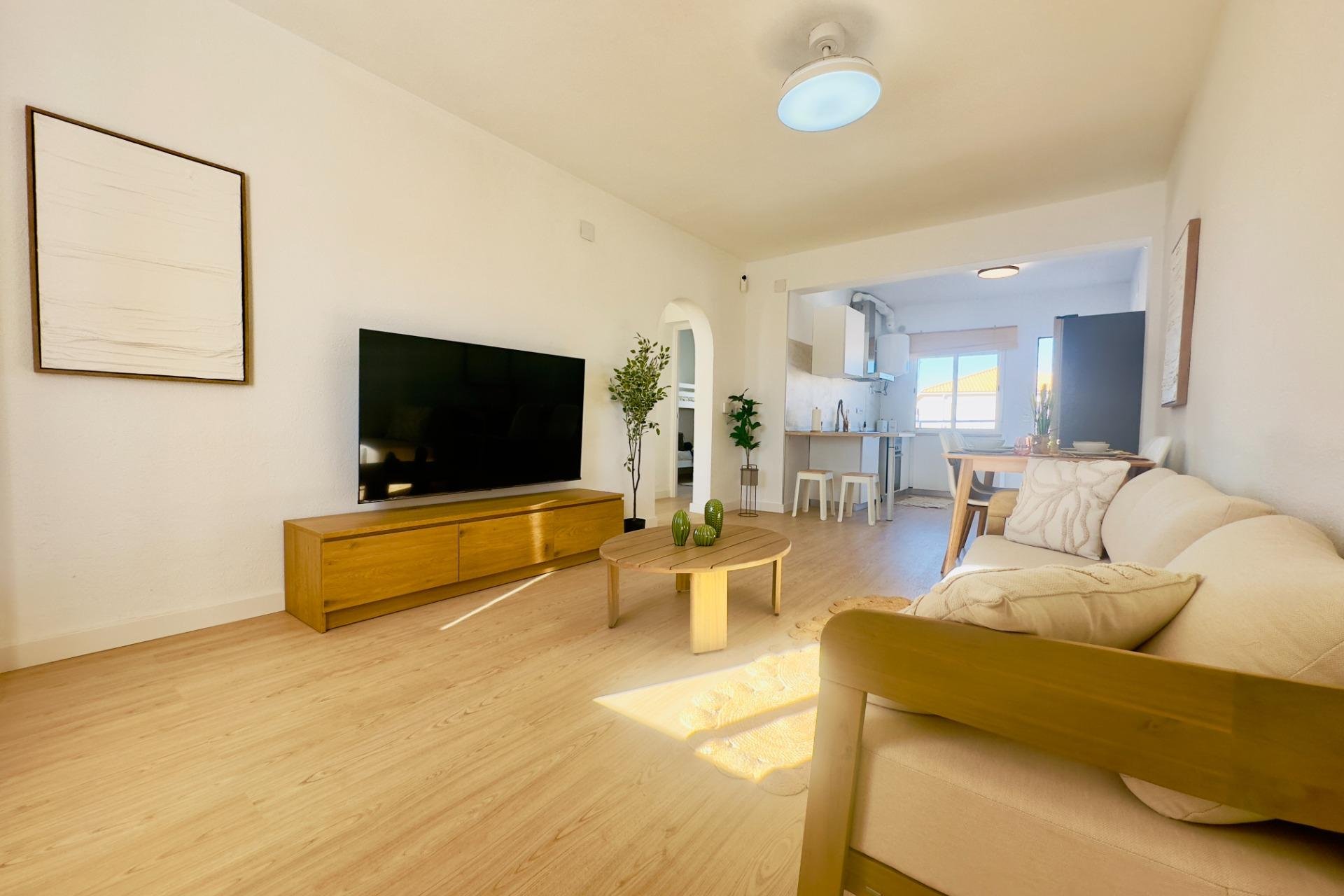 Återförsäljning - Apartment -
Orihuela Costa - La Regia