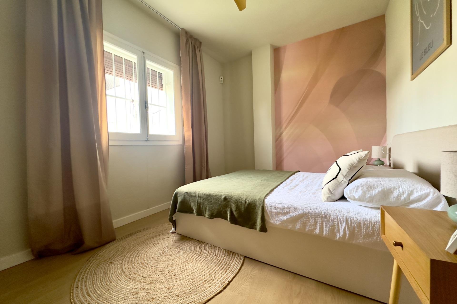 Återförsäljning - Apartment -
Orihuela Costa - La Regia