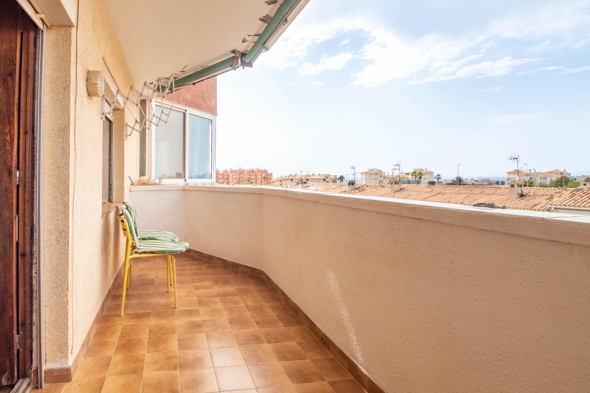Återförsäljning - Apartment -
Orihuela Costa - La Regia