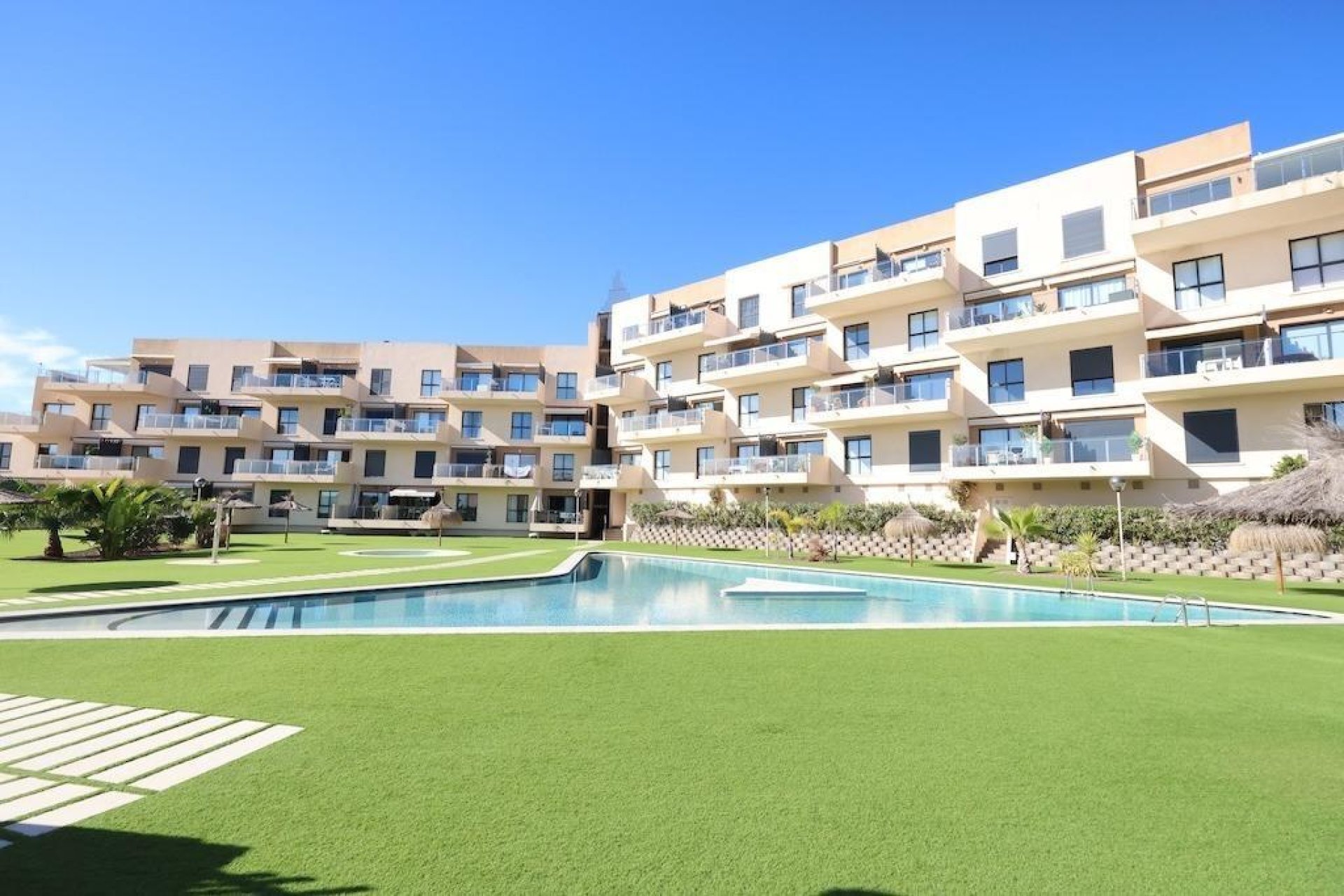Återförsäljning - Apartment -
Orihuela Costa - La Zenia