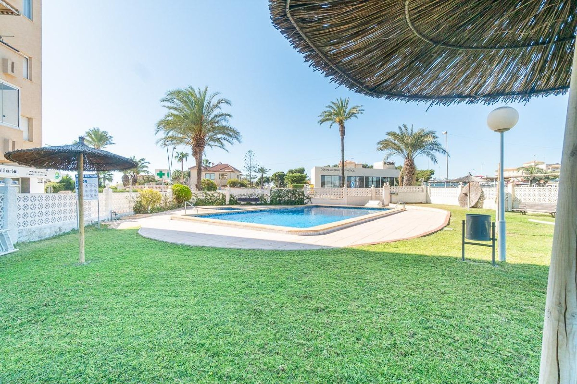 Återförsäljning - Apartment -
Orihuela Costa - La Zenia