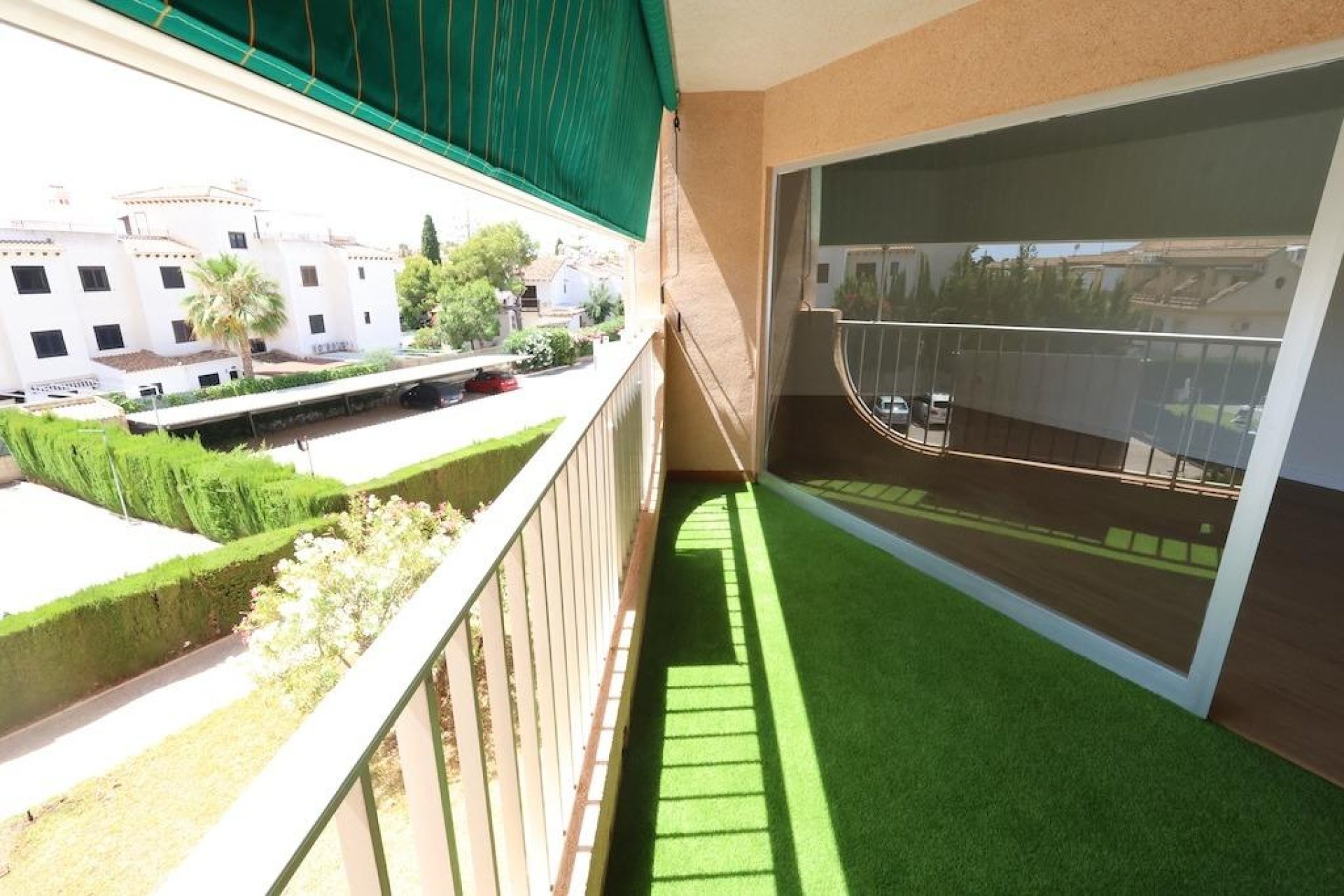 Återförsäljning - Apartment -
Orihuela Costa - La Zenia