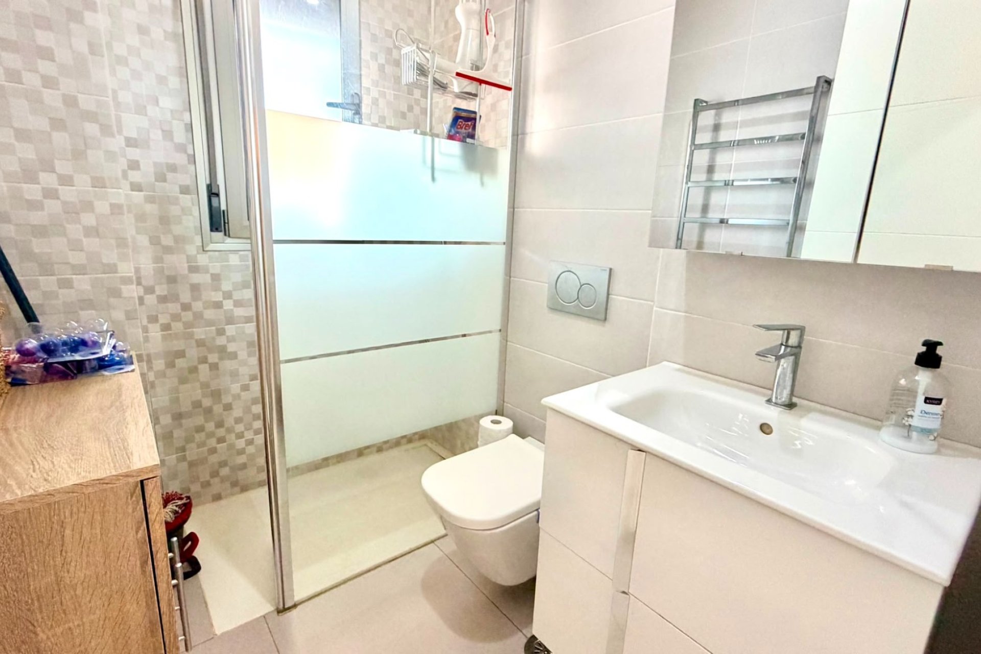 Återförsäljning - Apartment -
Orihuela Costa - La Zenia