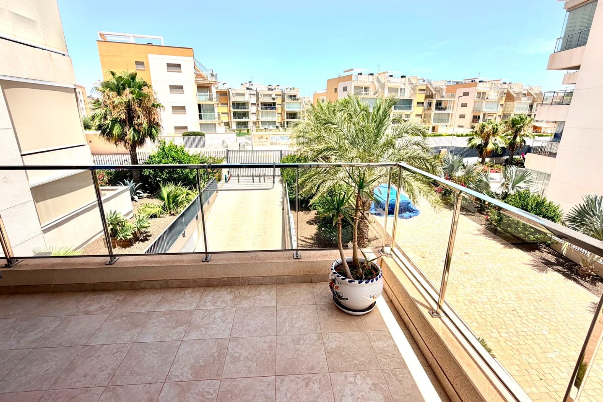 Återförsäljning - Apartment -
Orihuela Costa - La Zenia