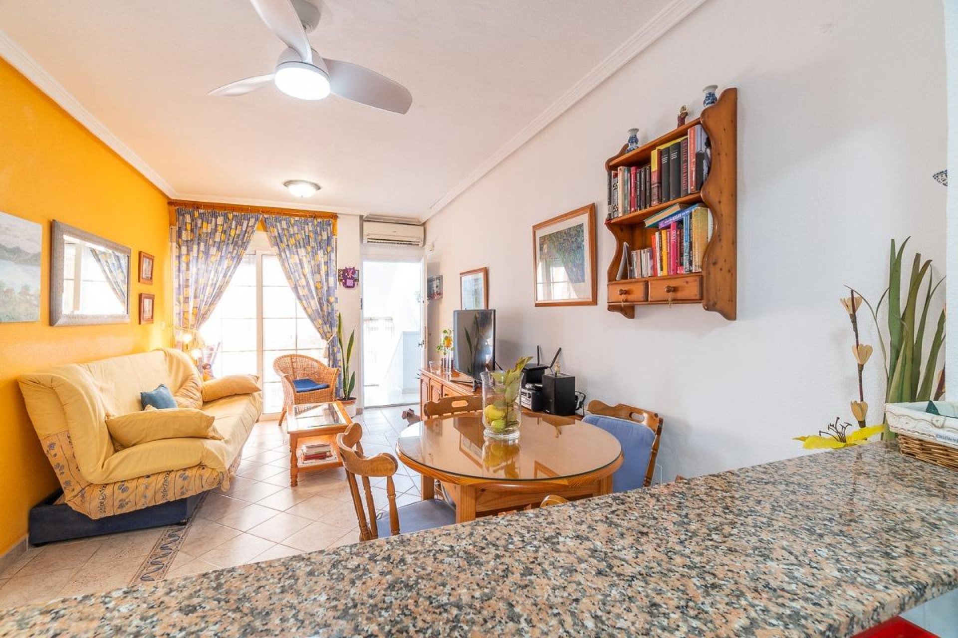 Återförsäljning - Apartment -
Orihuela Costa - La Zenia