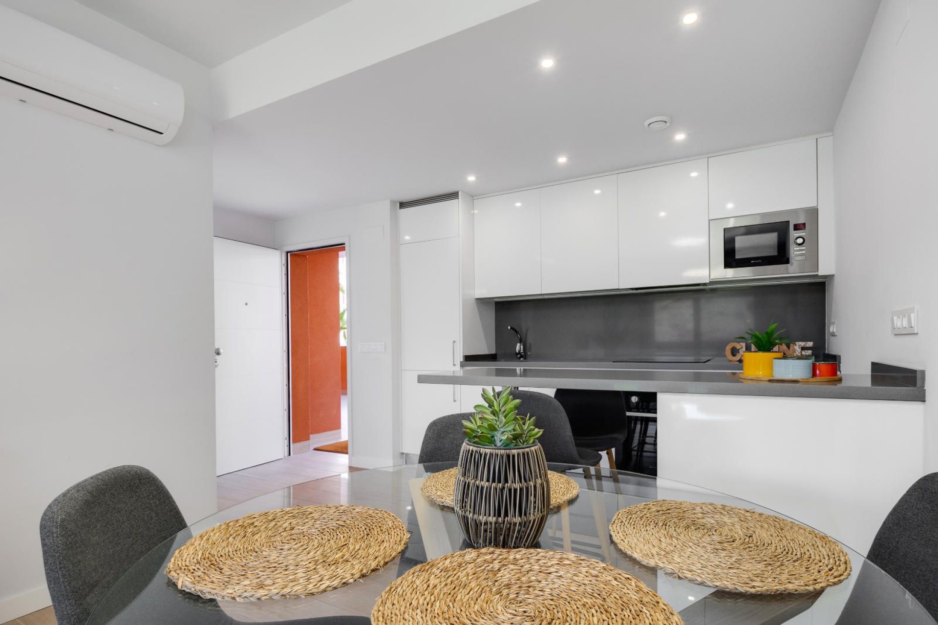 Återförsäljning - Apartment -
Orihuela Costa - Las Filipinas