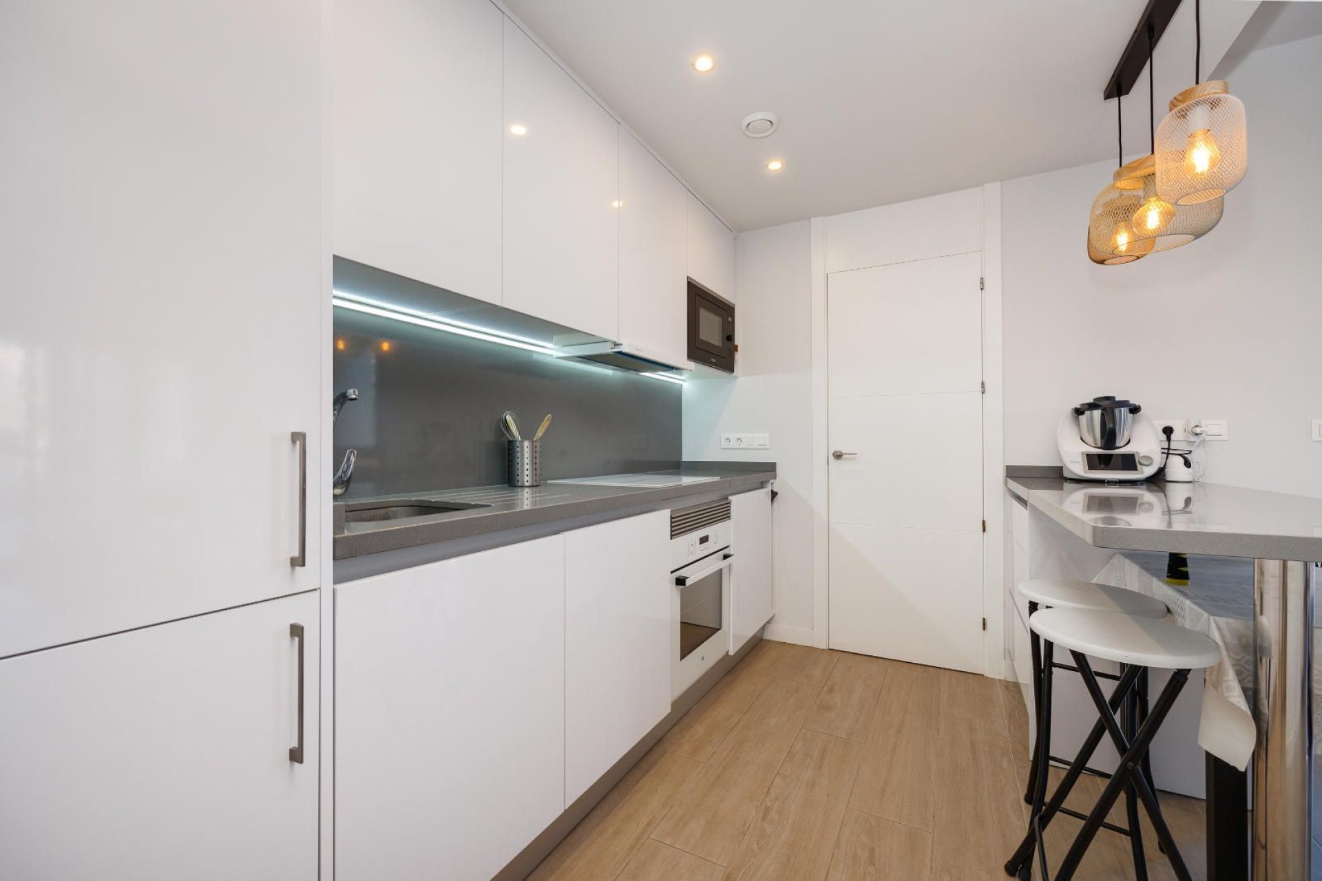 Återförsäljning - Apartment -
Orihuela Costa - Las Filipinas