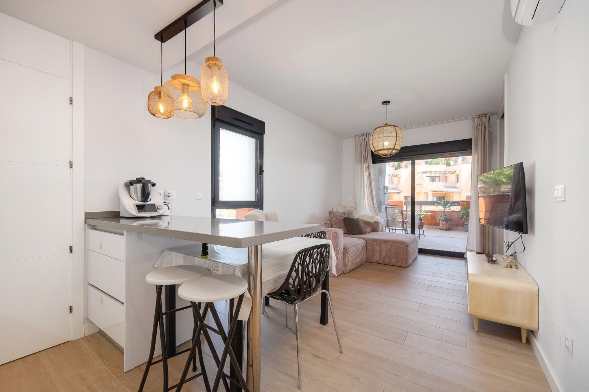 Återförsäljning - Apartment -
Orihuela Costa - Las Filipinas