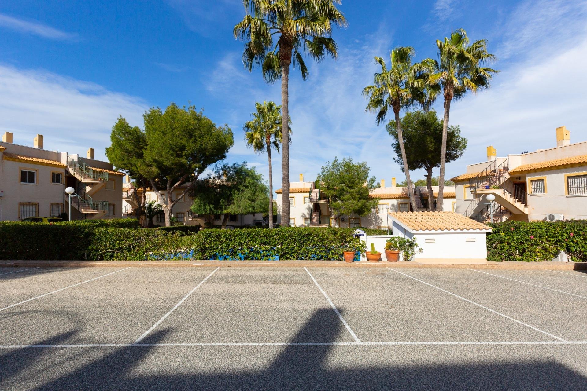 Återförsäljning - Apartment -
Orihuela Costa - Las Filipinas