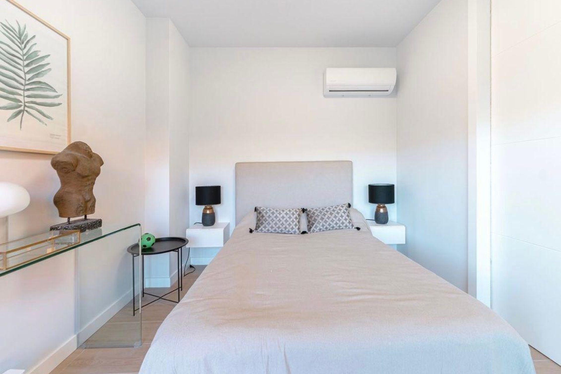 Återförsäljning - Apartment -
Orihuela Costa - Las Filipinas