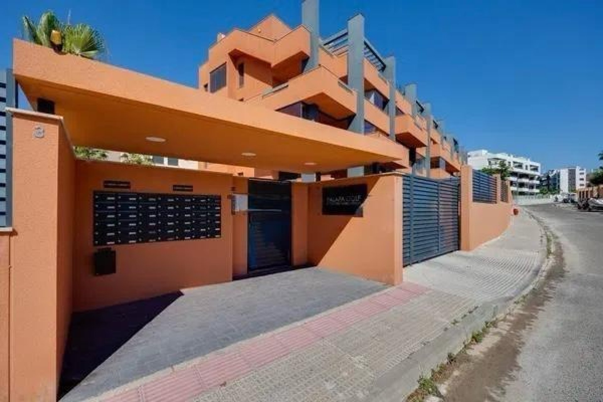 Återförsäljning - Apartment -
Orihuela Costa - Las Filipinas
