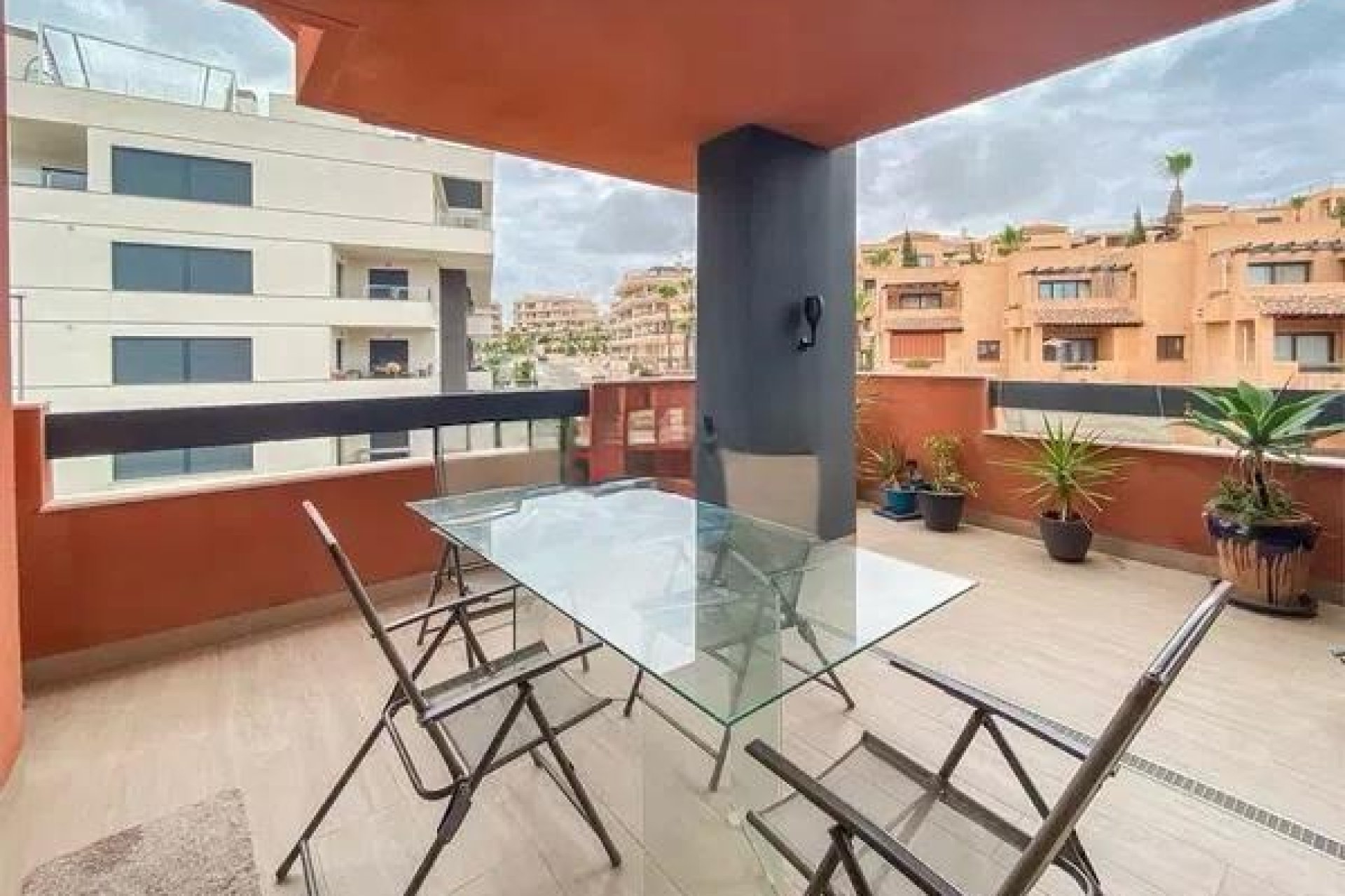 Återförsäljning - Apartment -
Orihuela Costa - Las Filipinas