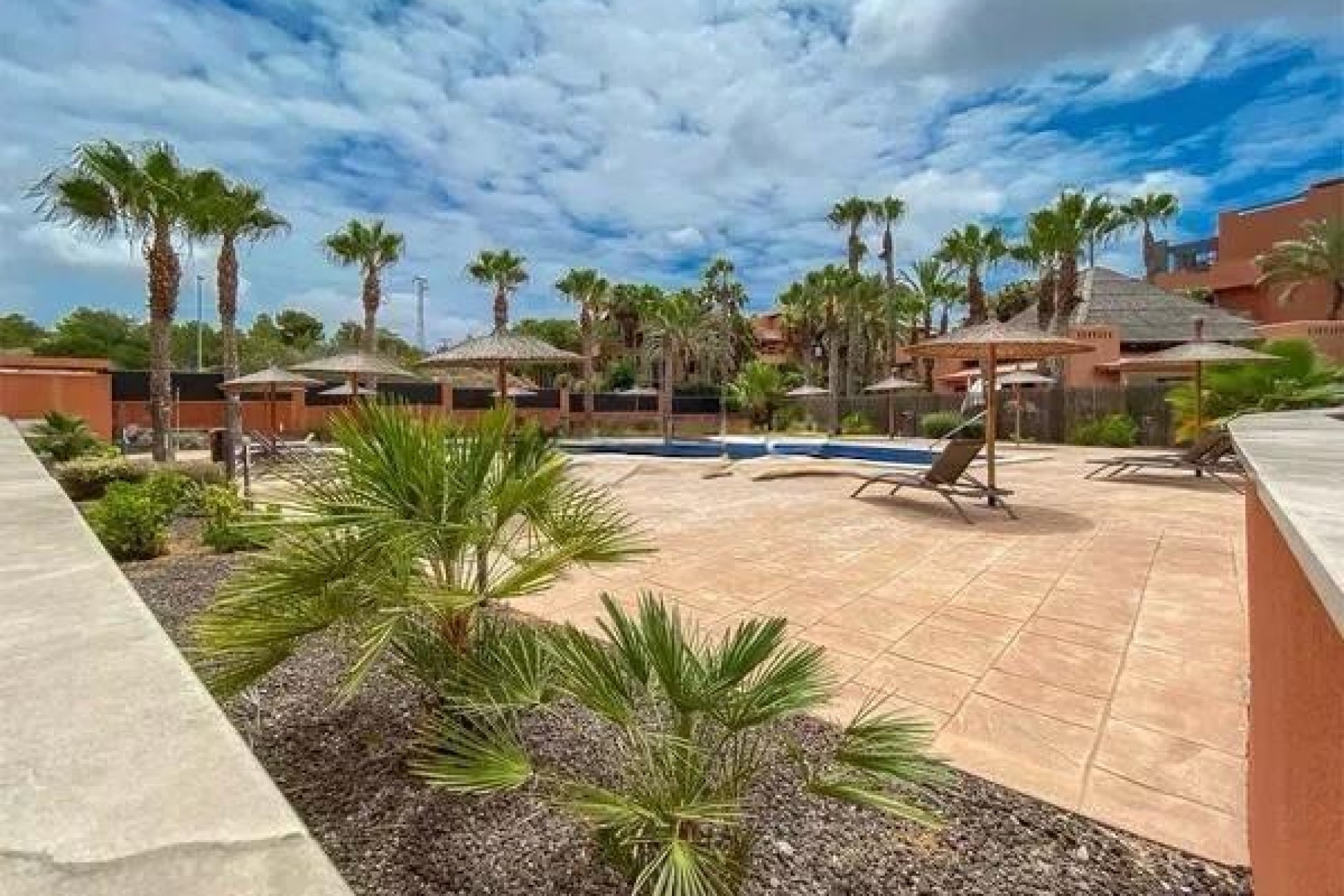 Återförsäljning - Apartment -
Orihuela Costa - Las Filipinas