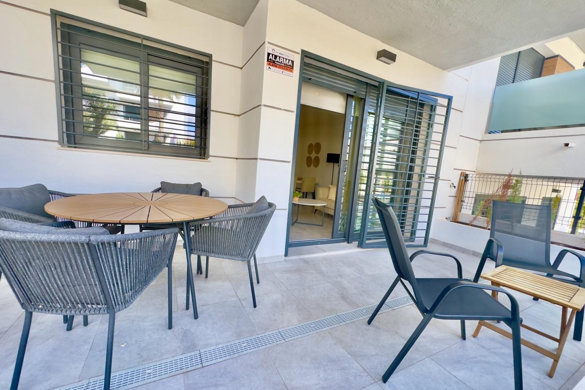 Återförsäljning - Apartment -
Orihuela Costa - Las Filipinas