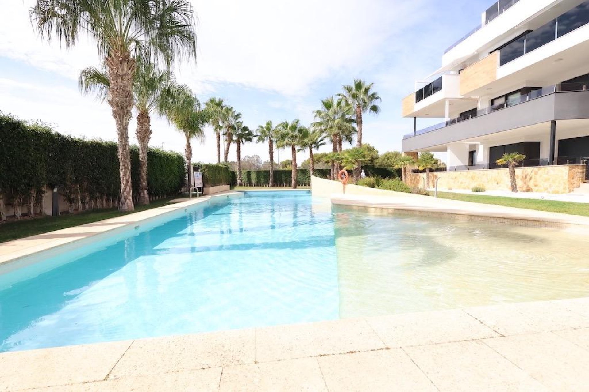 Återförsäljning - Apartment -
Orihuela Costa - Las Mimosas