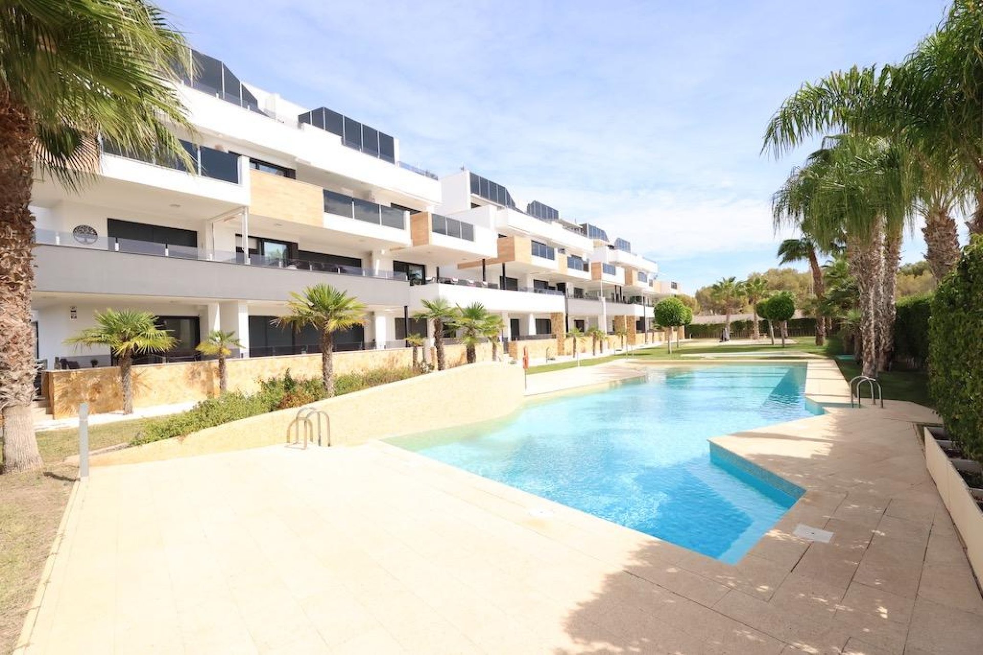 Återförsäljning - Apartment -
Orihuela Costa - Las Mimosas