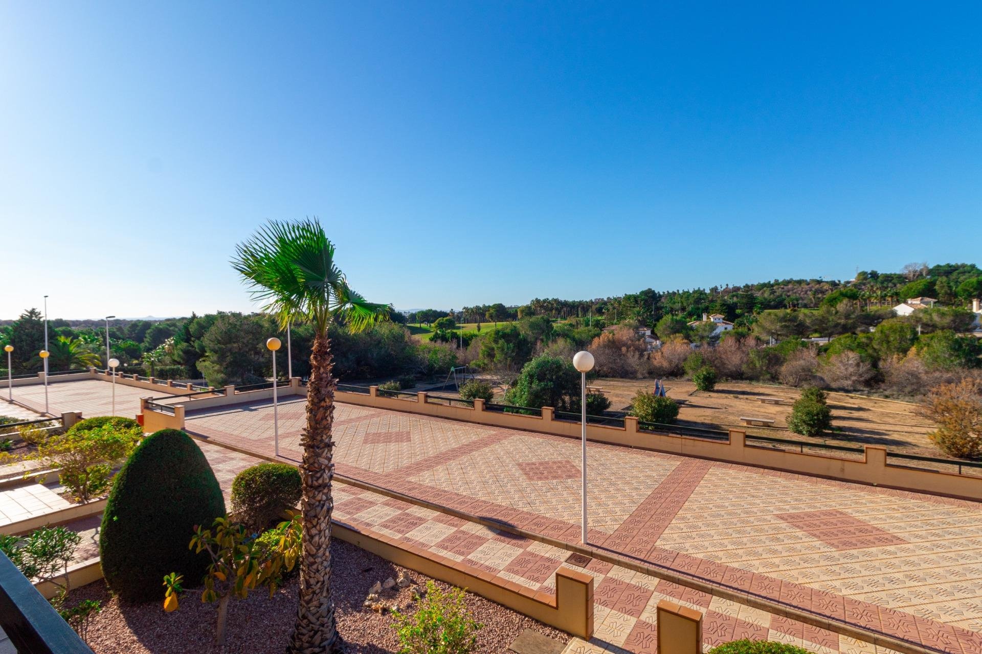 Återförsäljning - Apartment -
Orihuela Costa - Lomas de Campoamor-Las Ramblas