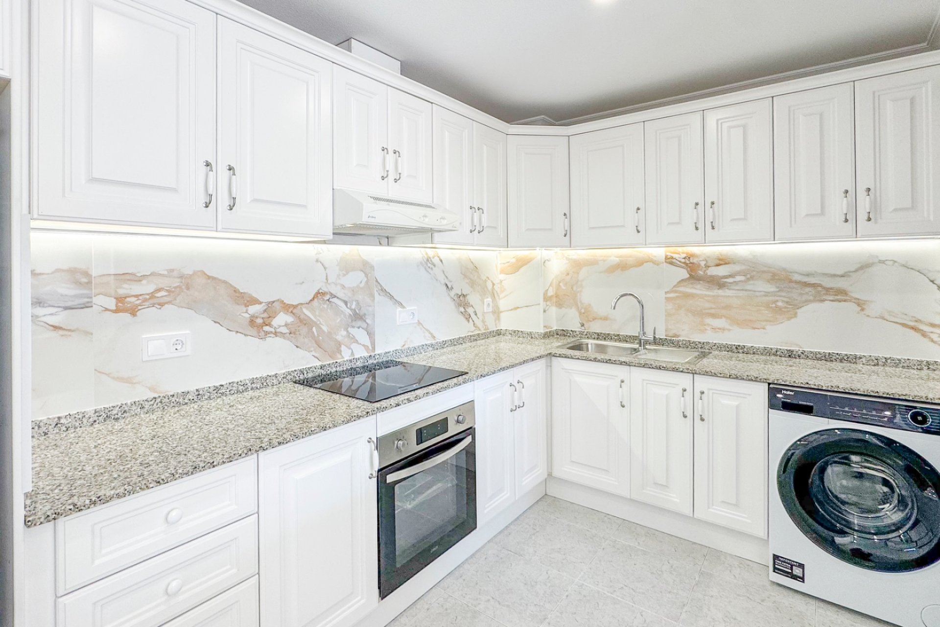 Återförsäljning - Apartment -
Orihuela Costa - Lomas de Campoamor