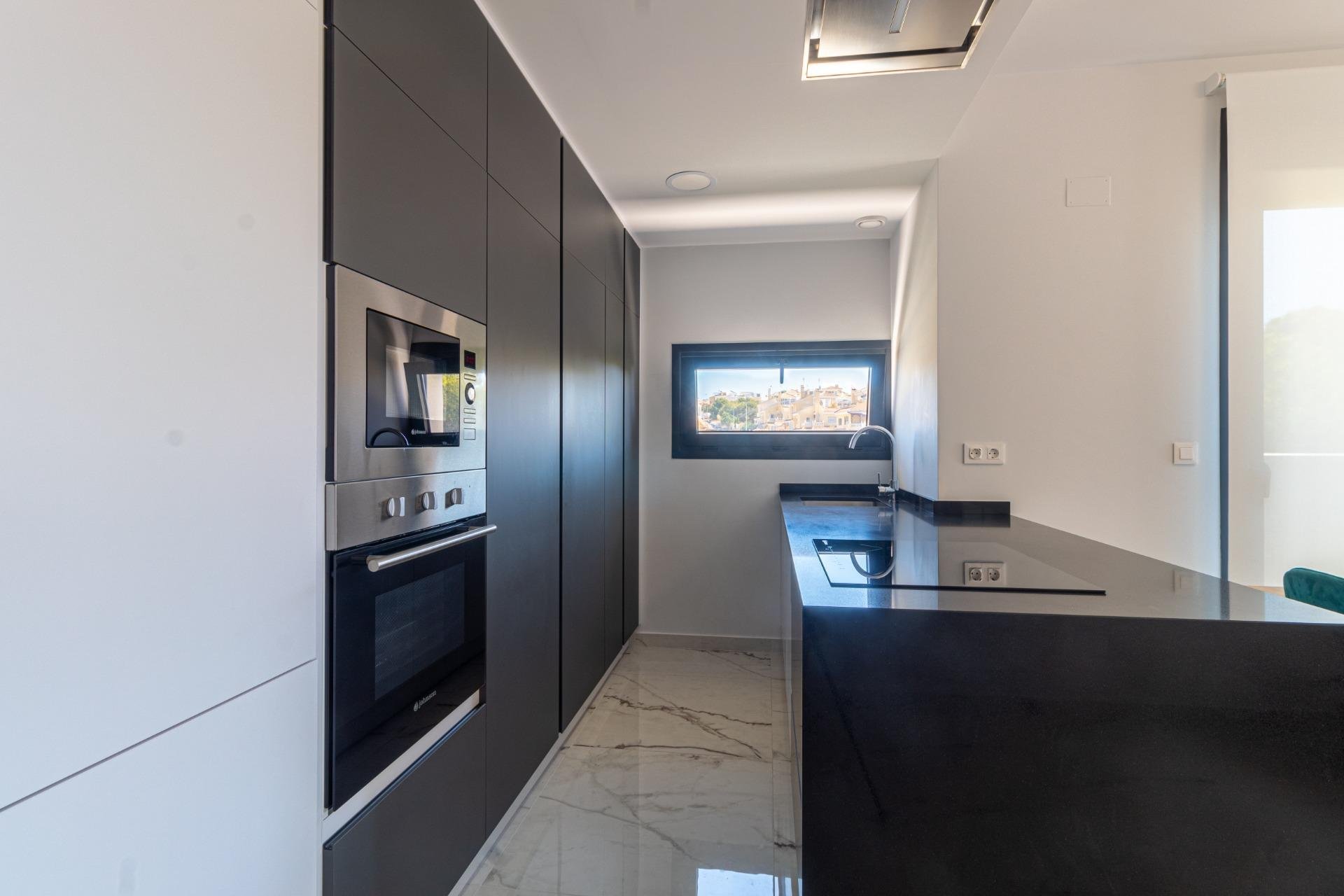 Återförsäljning - Apartment -
Orihuela Costa - Los Almendros-La Florida