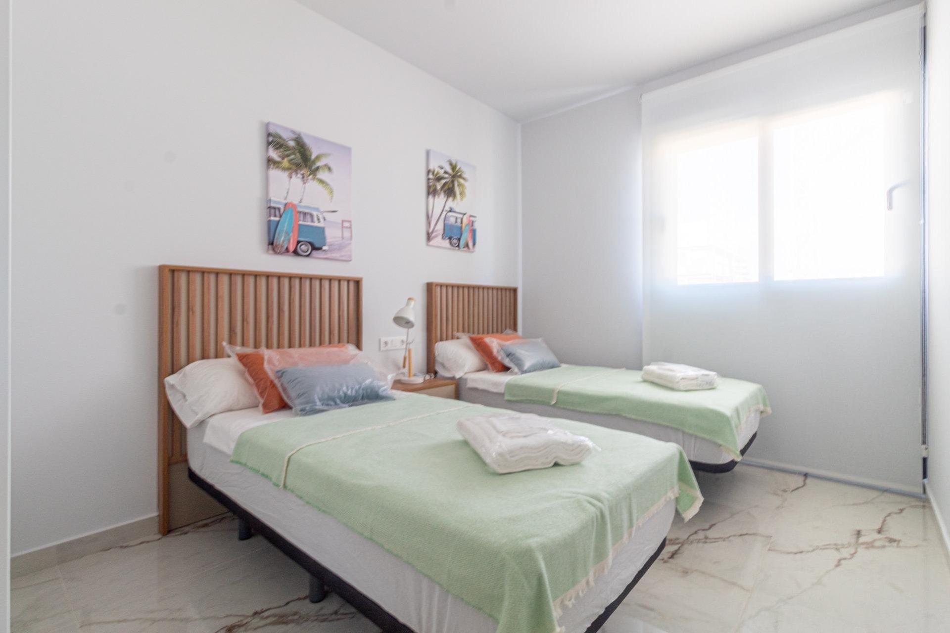 Återförsäljning - Apartment -
Orihuela Costa - Los Almendros-La Florida