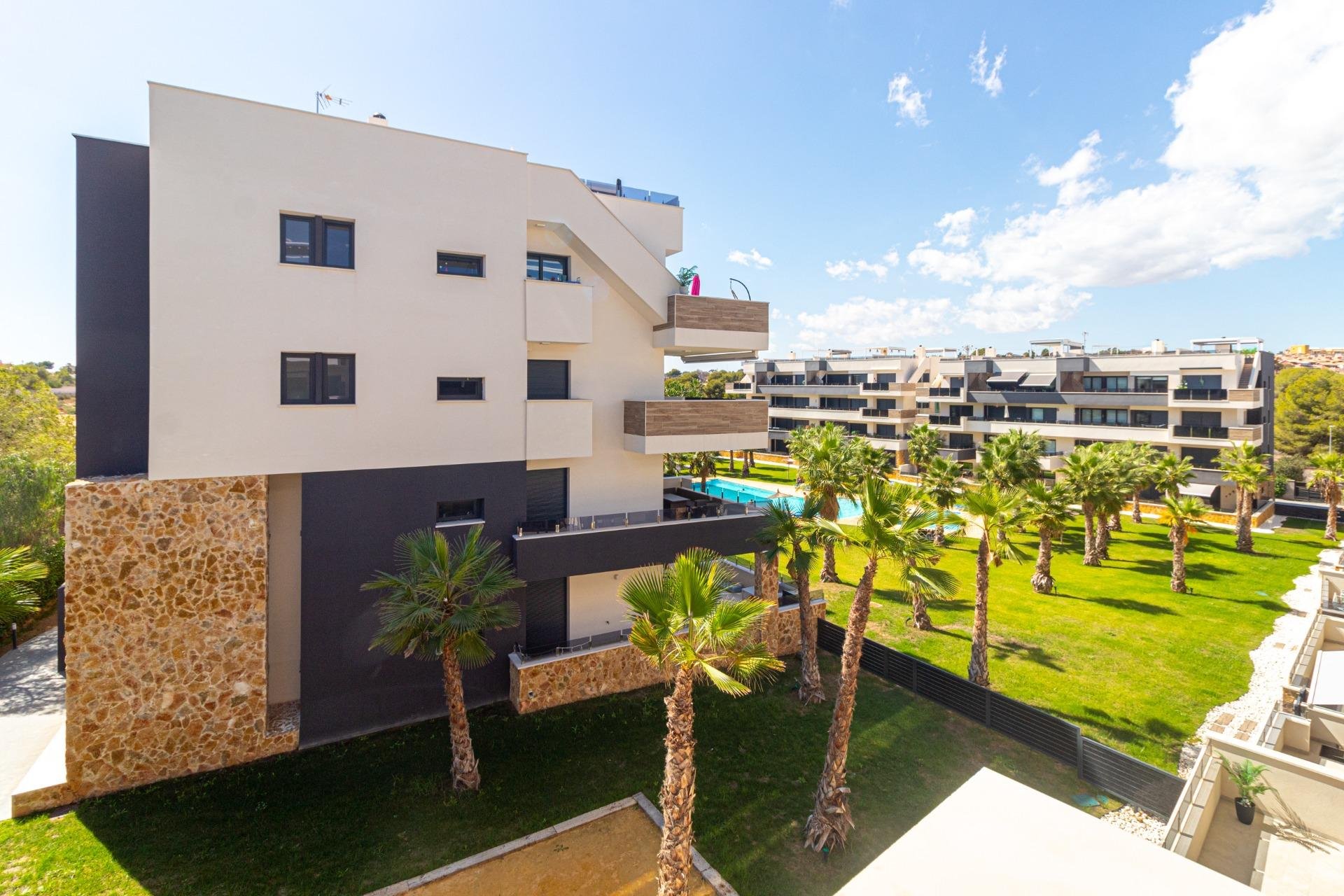 Återförsäljning - Apartment -
Orihuela Costa - Los Almendros-La Florida