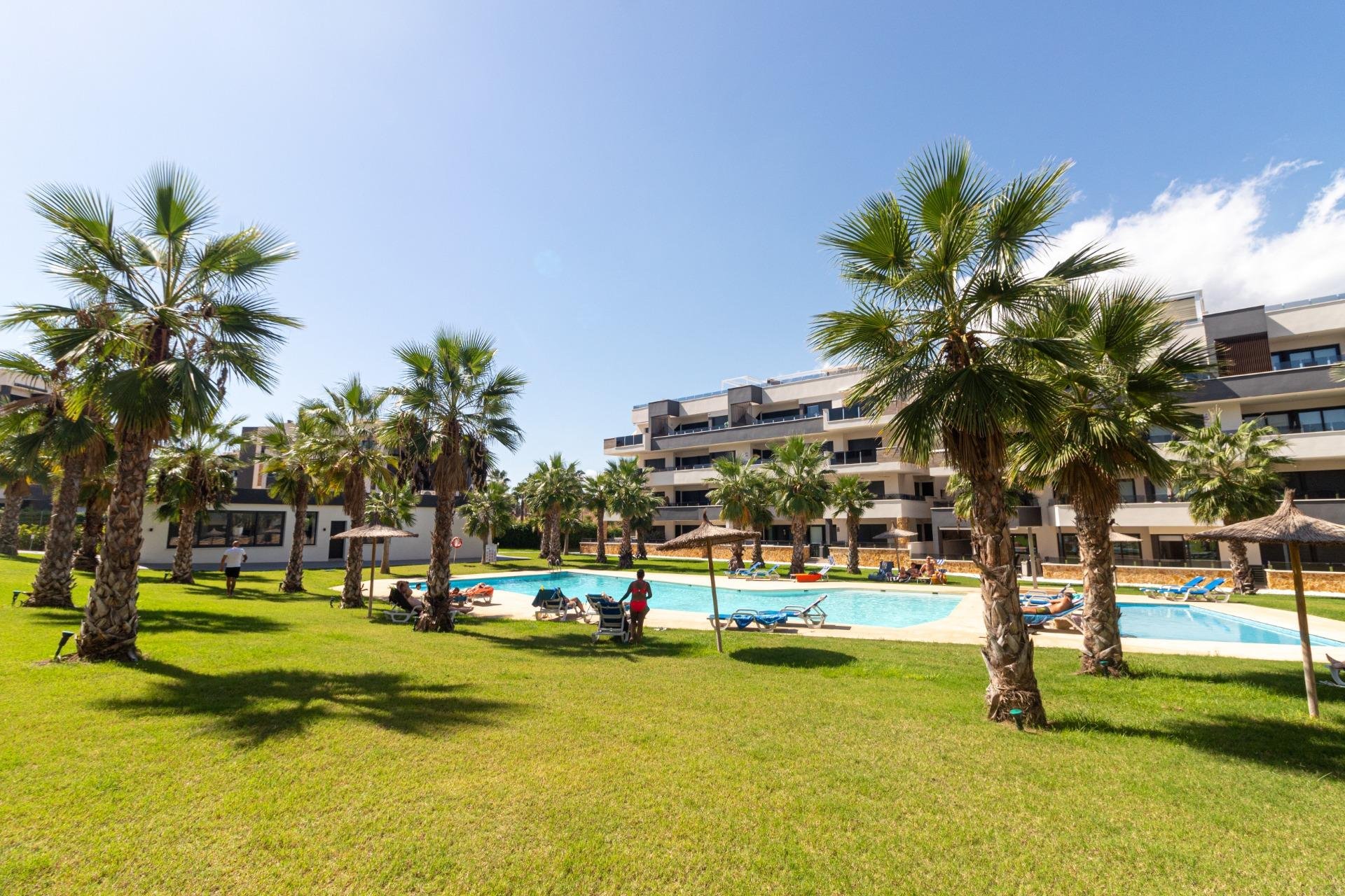 Återförsäljning - Apartment -
Orihuela Costa - Los Almendros-La Florida