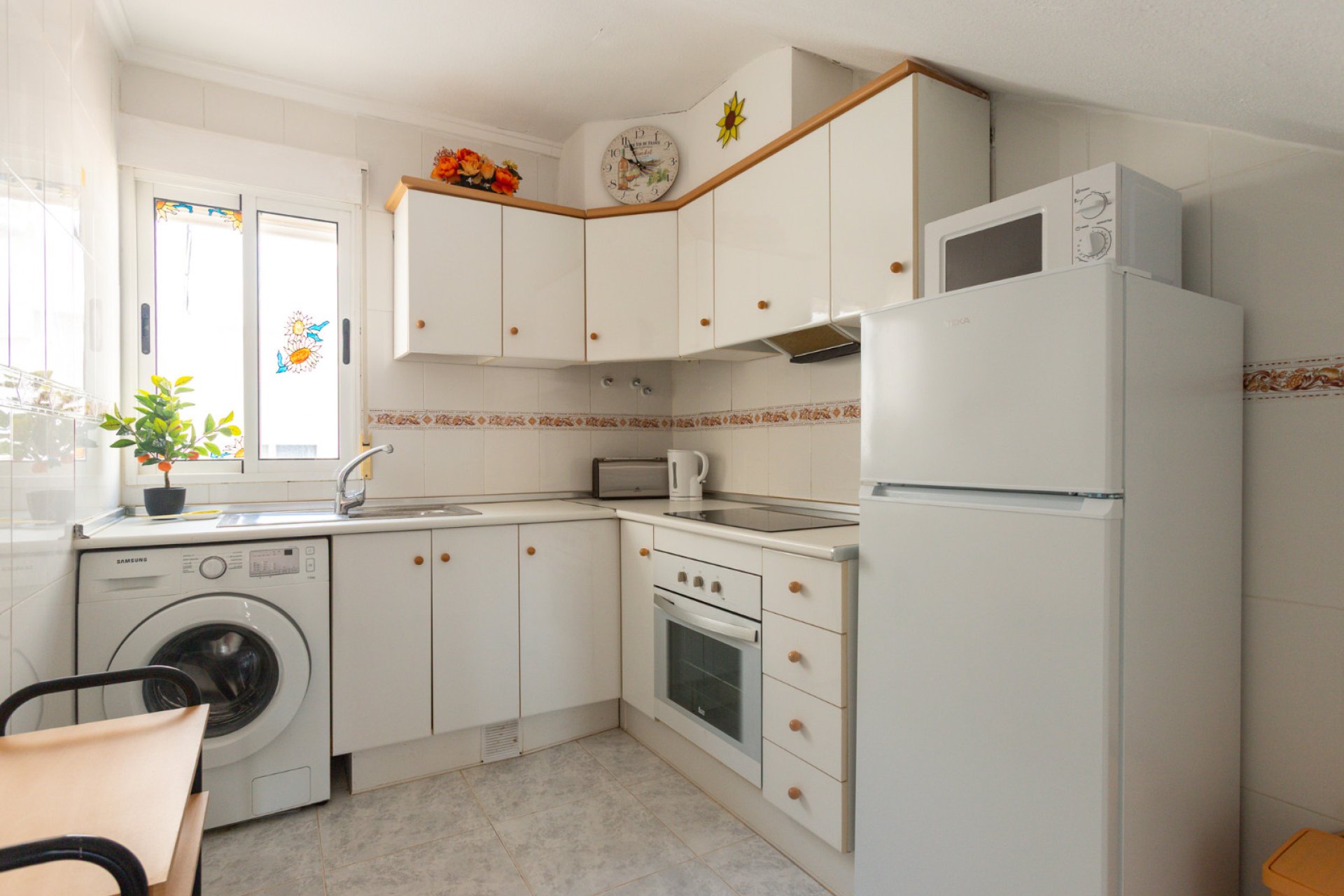 Återförsäljning - Apartment -
Orihuela Costa - Los Almendros-La Florida