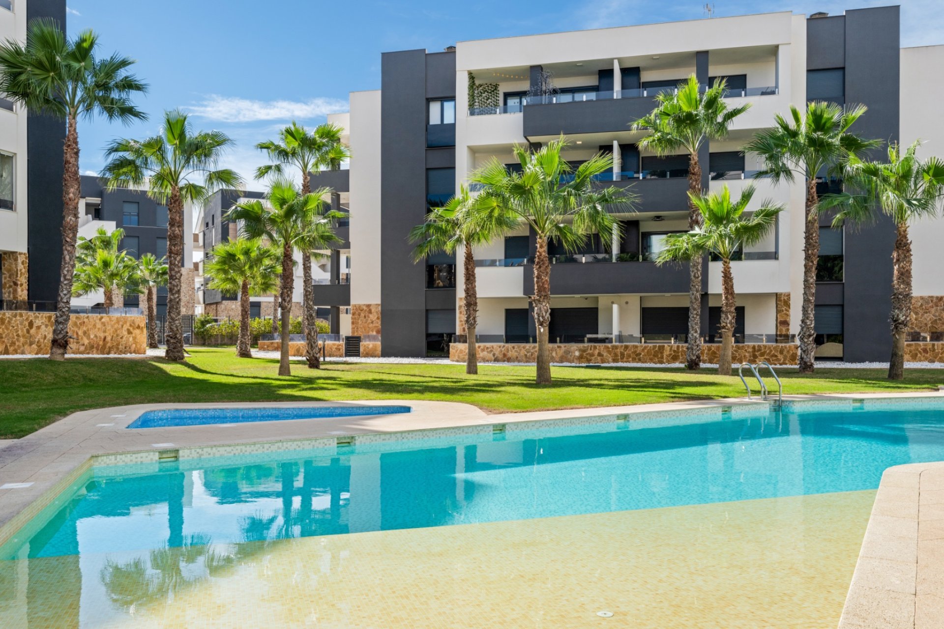 Återförsäljning - Apartment -
Orihuela Costa - Los Altos