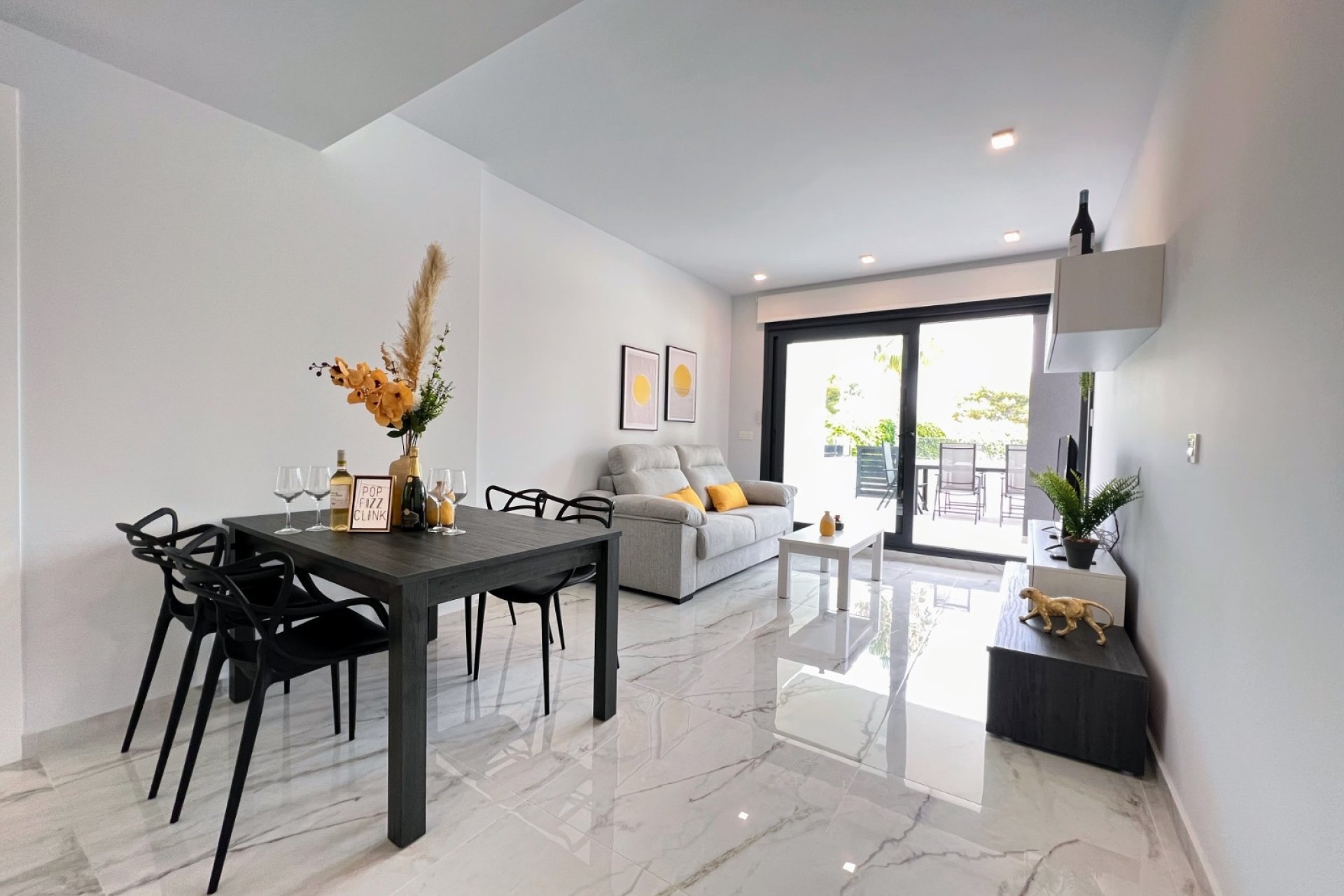 Återförsäljning - Apartment -
Orihuela Costa - Los Altos