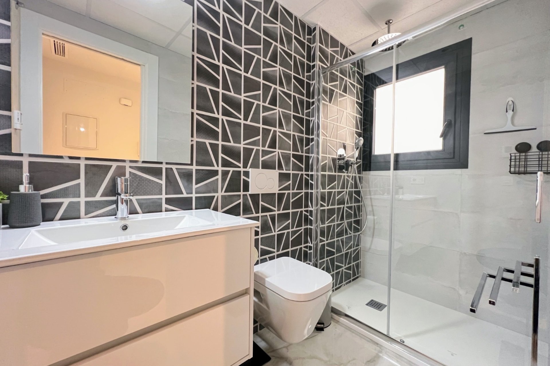 Återförsäljning - Apartment -
Orihuela Costa - Los Altos