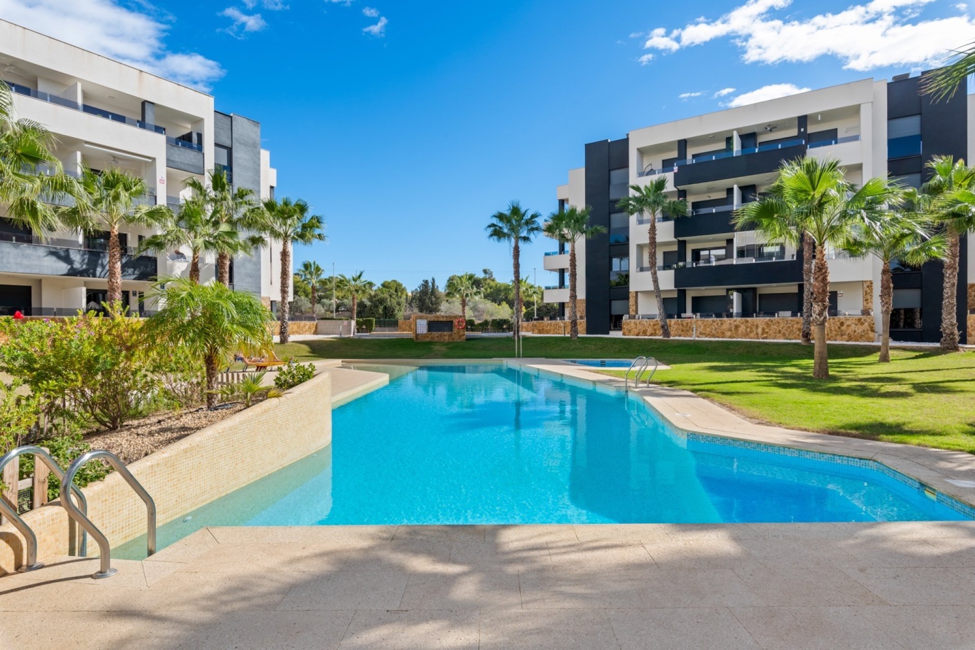 Återförsäljning - Apartment -
Orihuela Costa - Los Altos