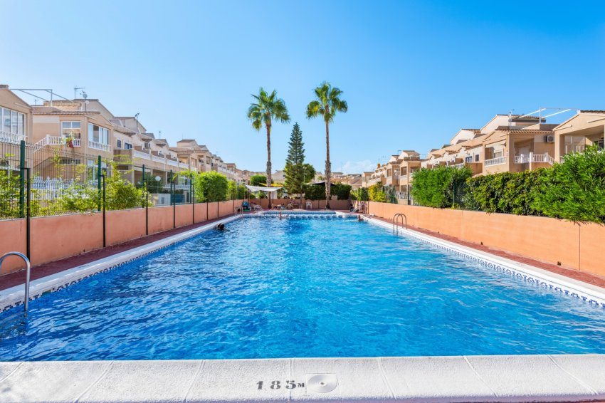 Återförsäljning - Apartment -
Orihuela Costa - Los Altos