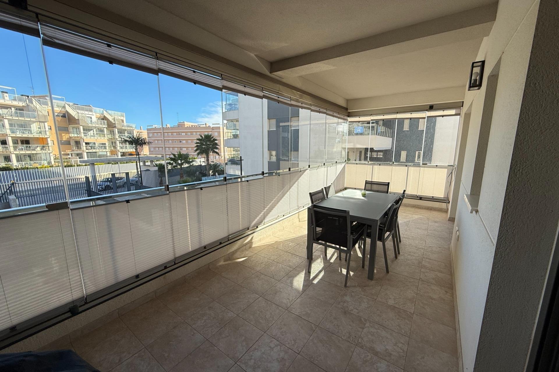 Återförsäljning - Apartment -
Orihuela Costa - Los Dolses